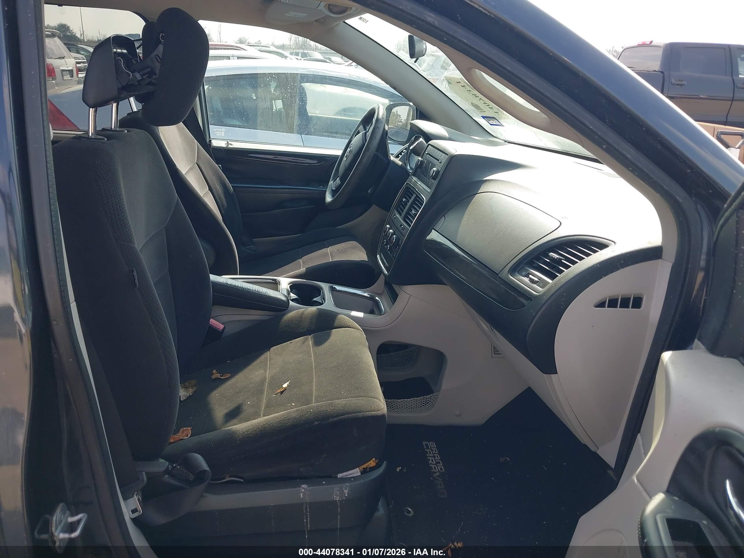 DODGE GRAND image 5