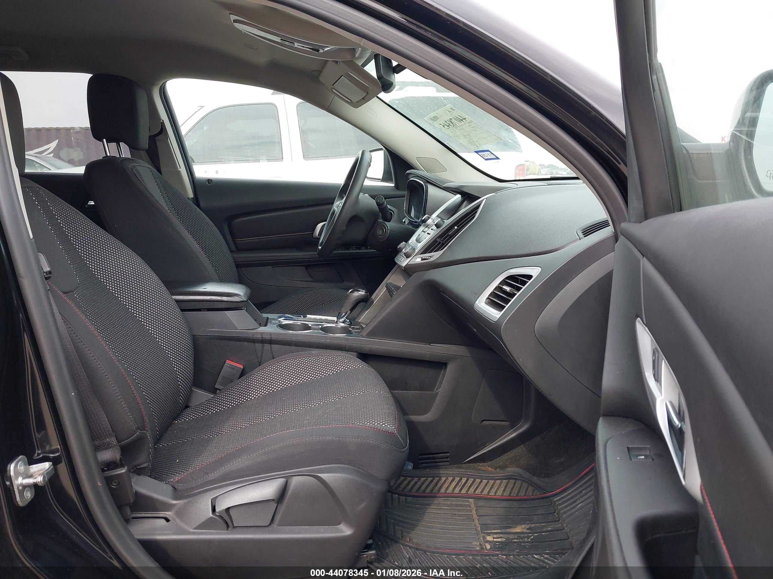 GMC TERRAIN image 5