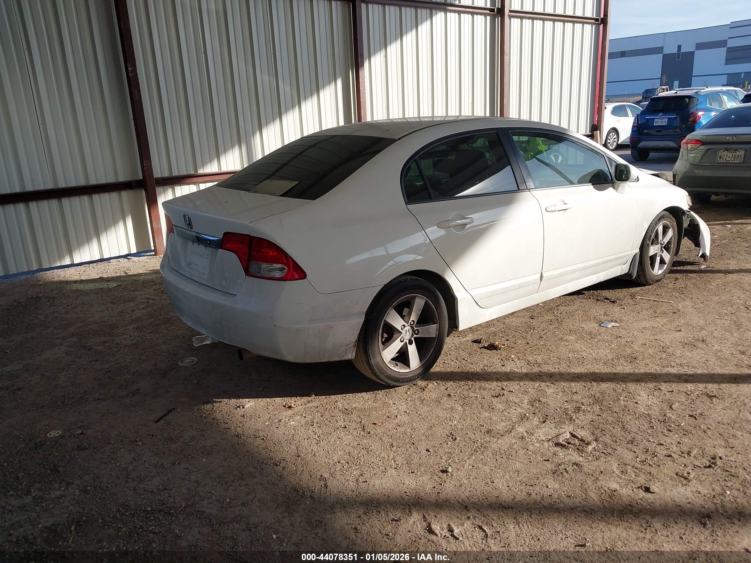 HONDA CIVIC image 4