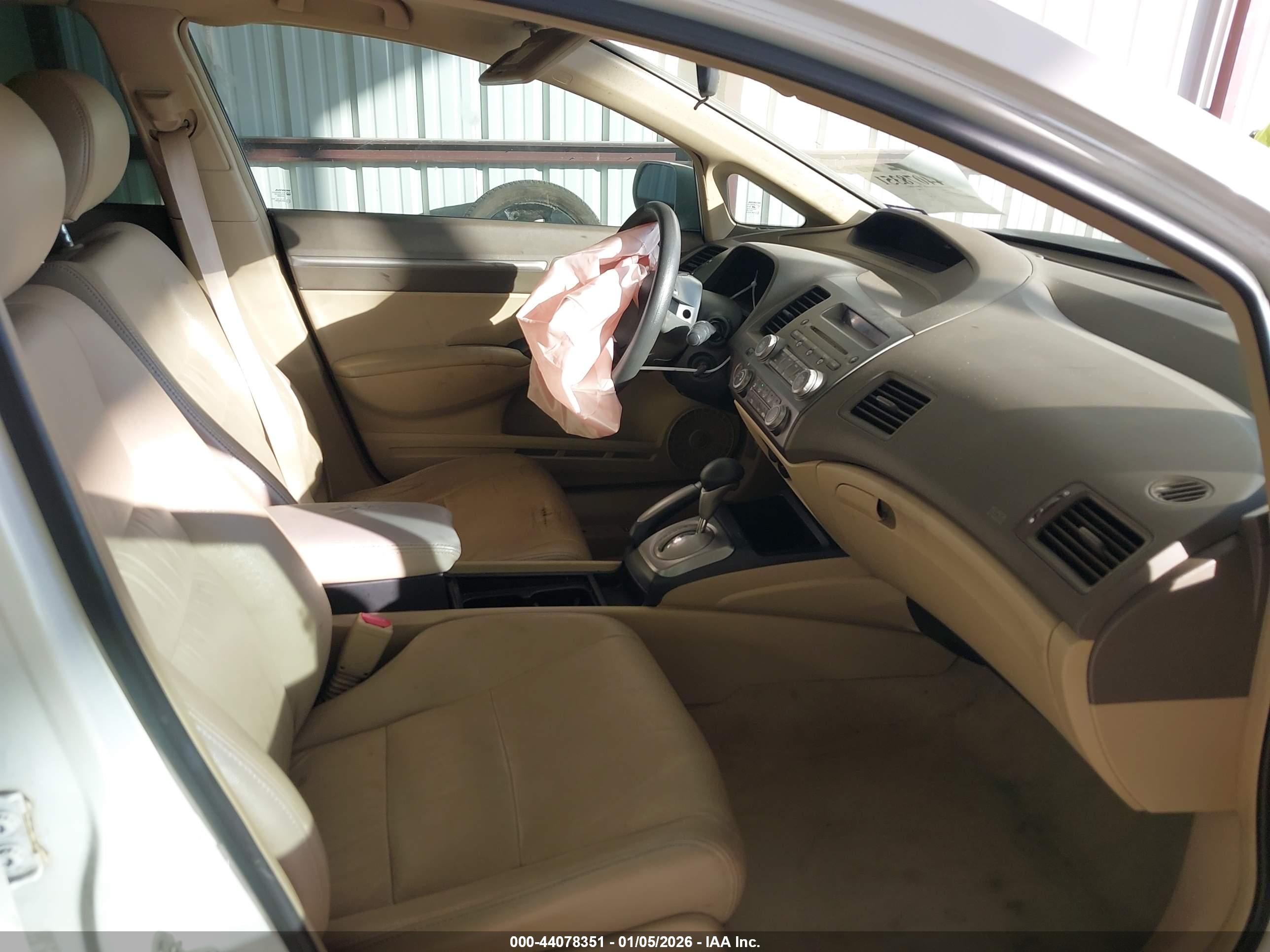 HONDA CIVIC image 5