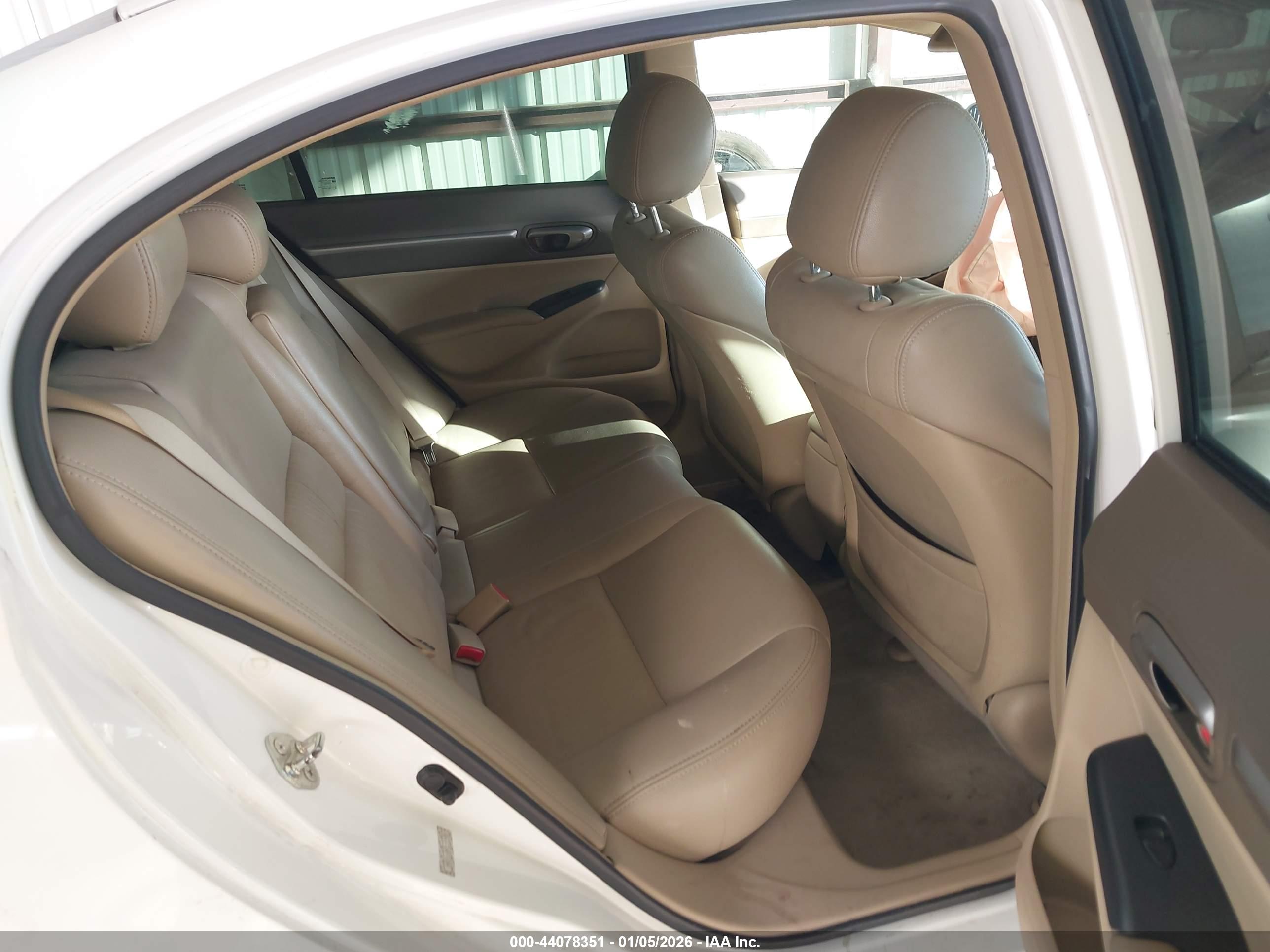 HONDA CIVIC image 8