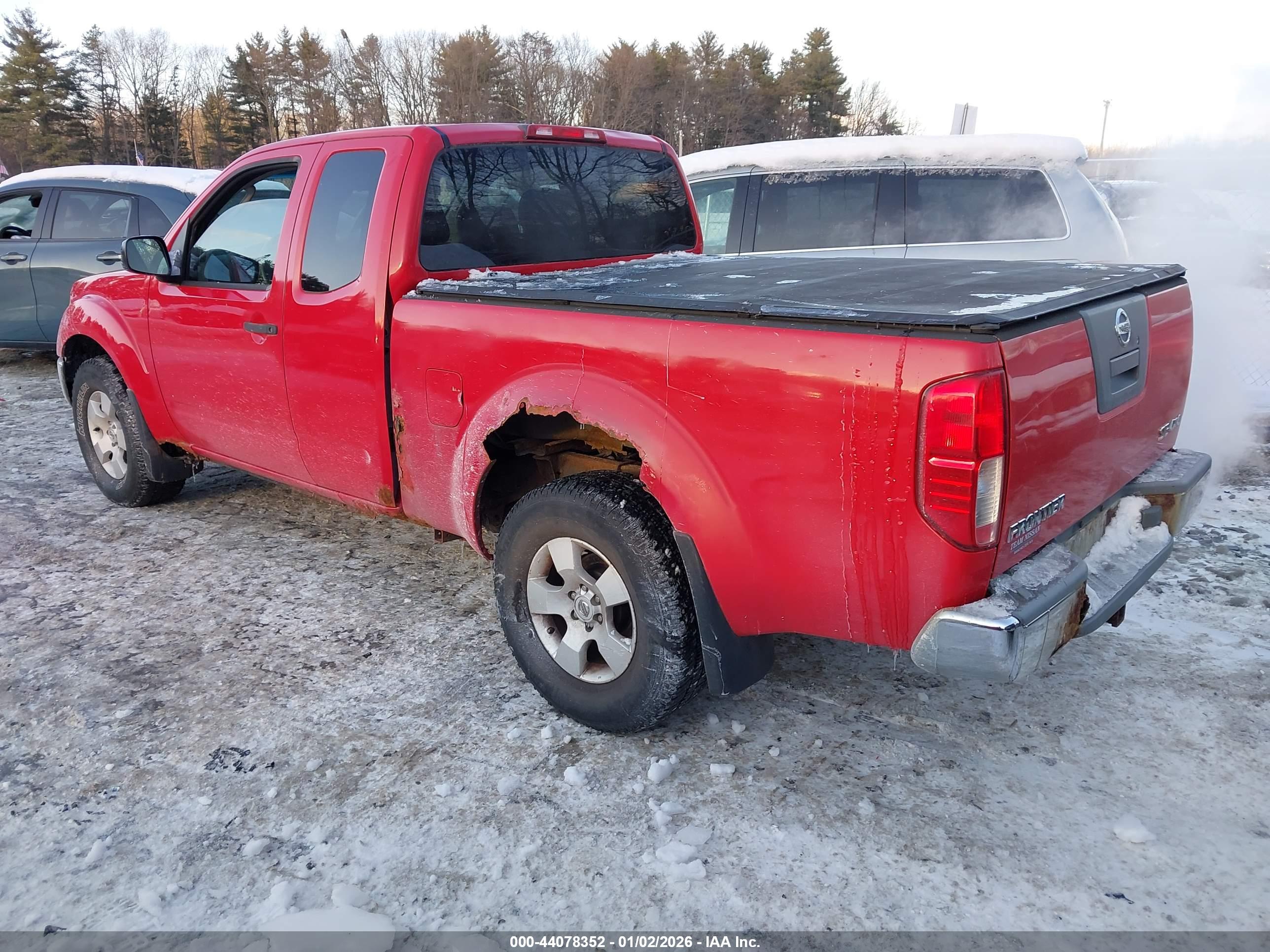 NISSAN FRONTIER image 3