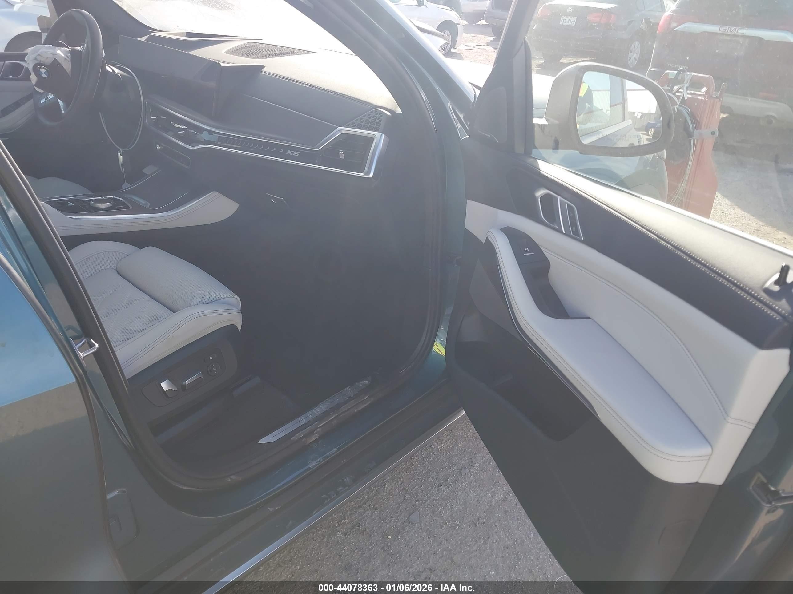 BMW X5 image 5