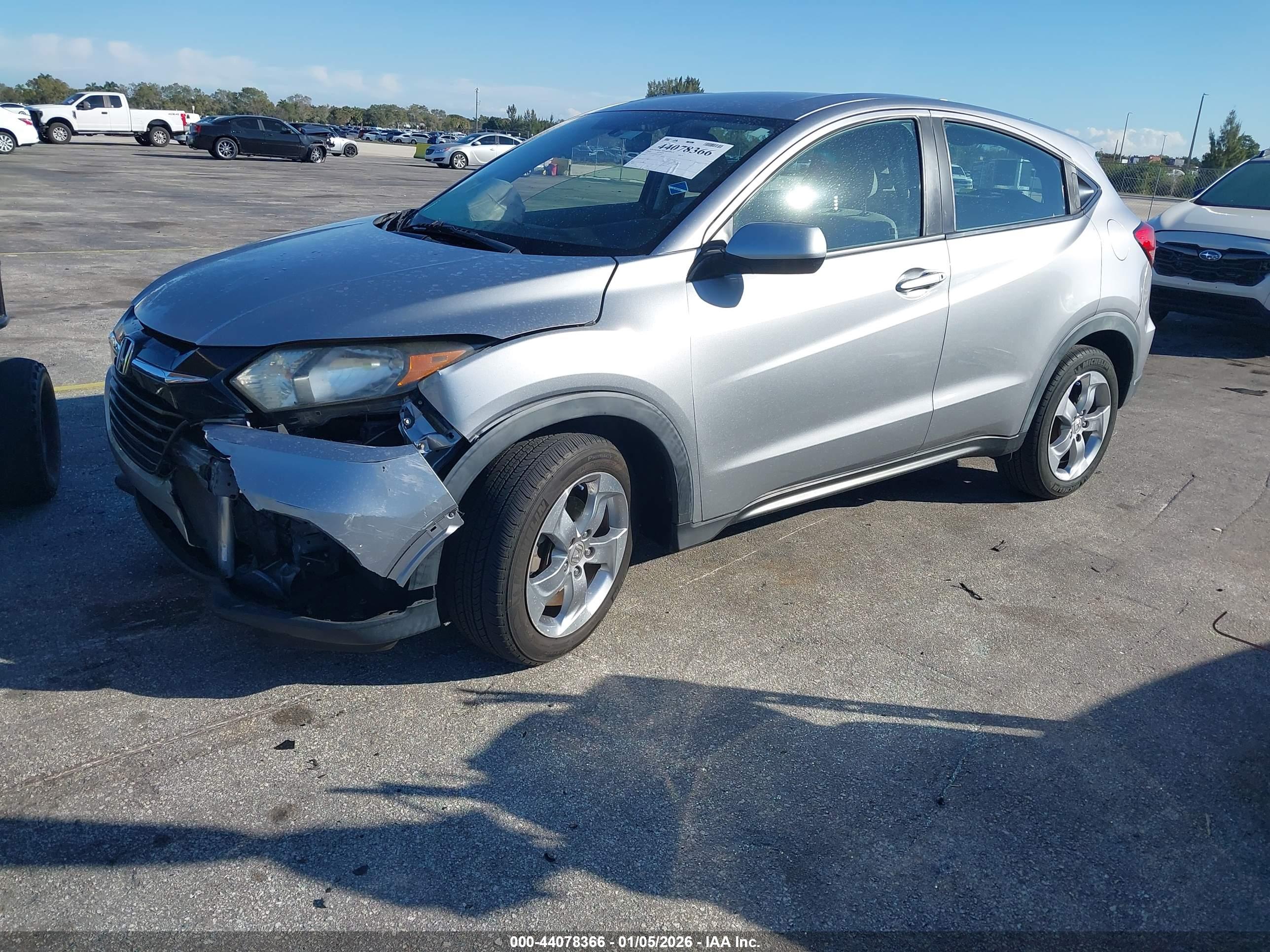 HONDA HR-V image 2