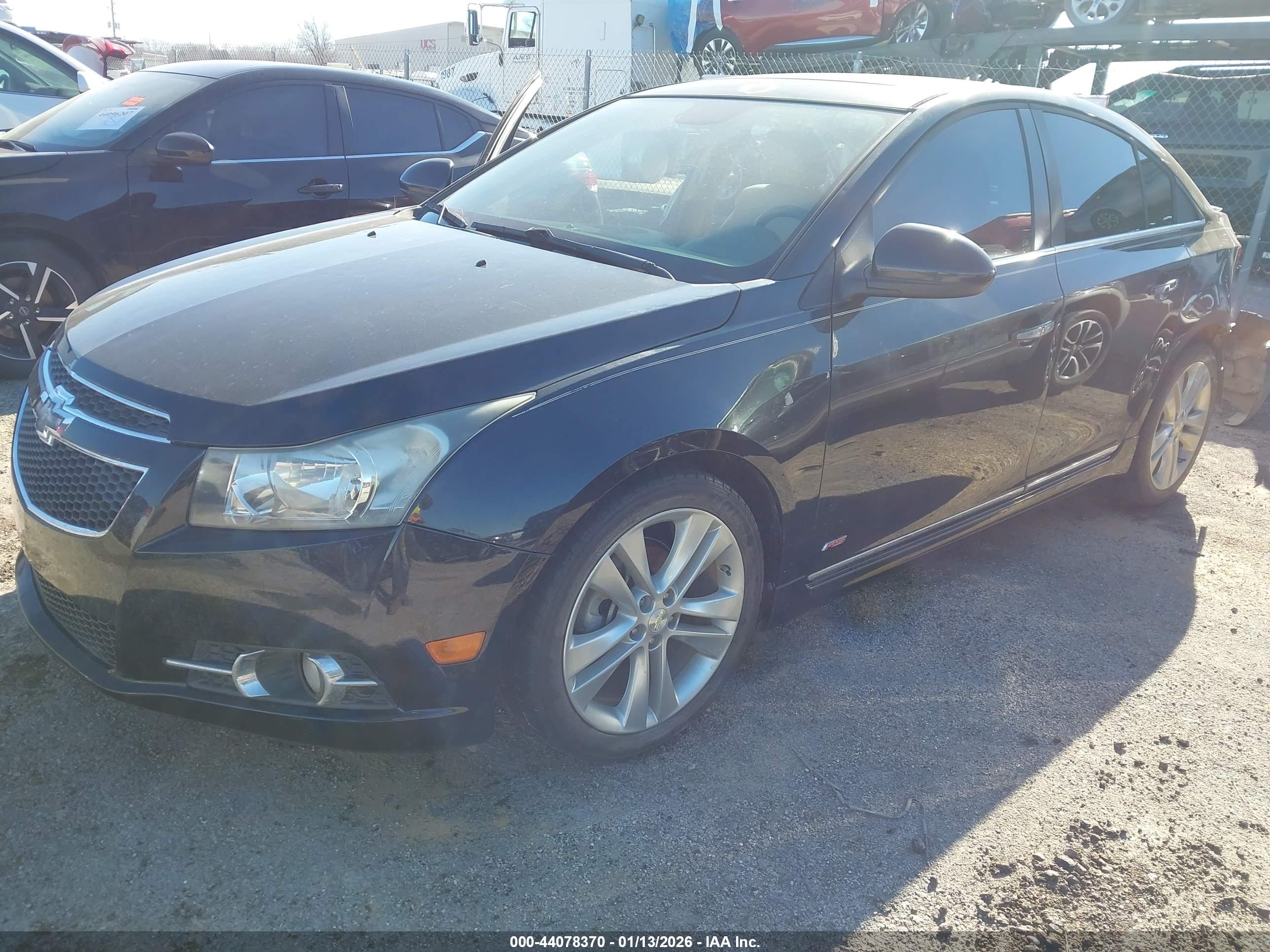 CHEVROLET CRUZE image 2