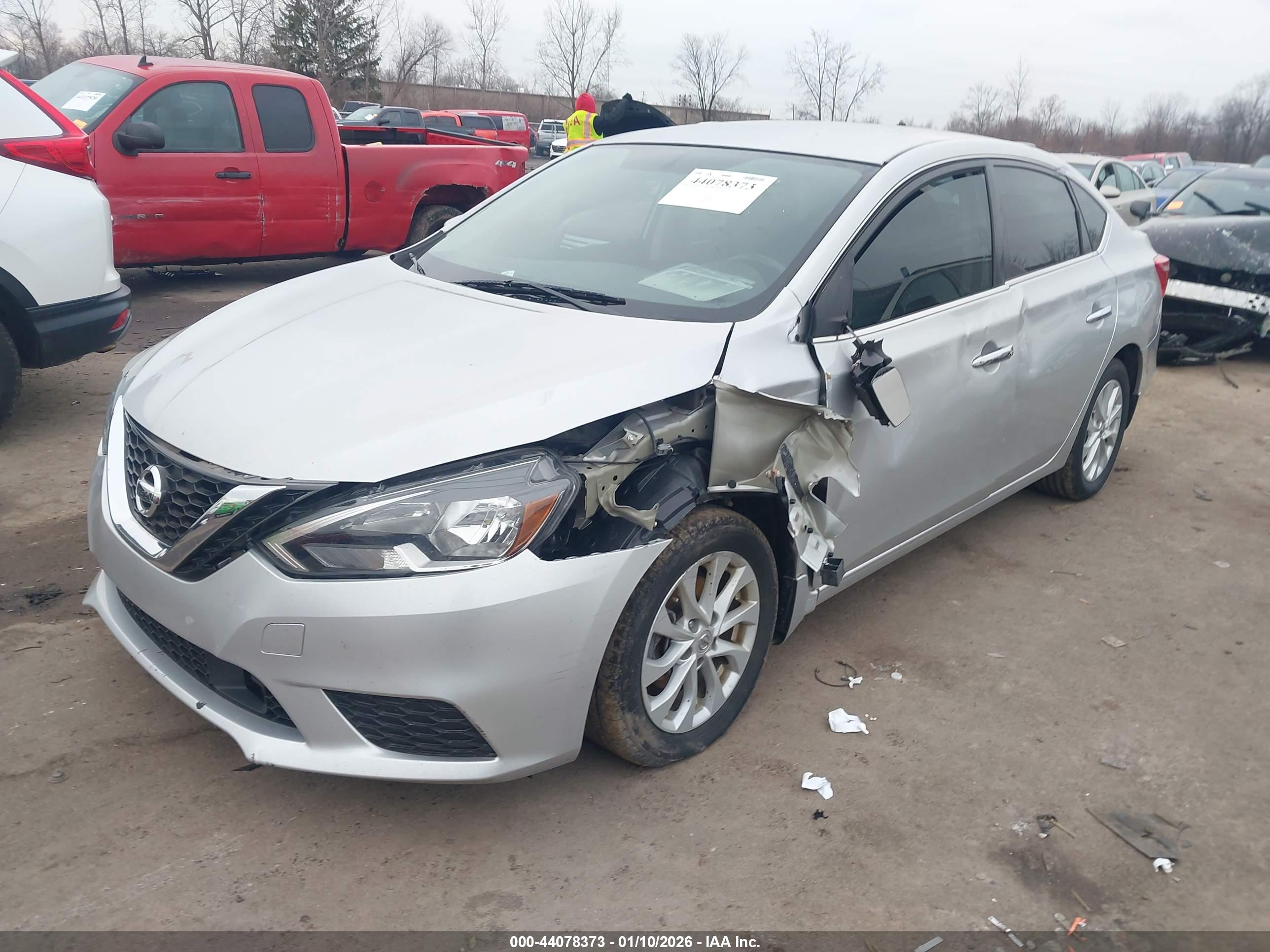 NISSAN SENTRA image 2