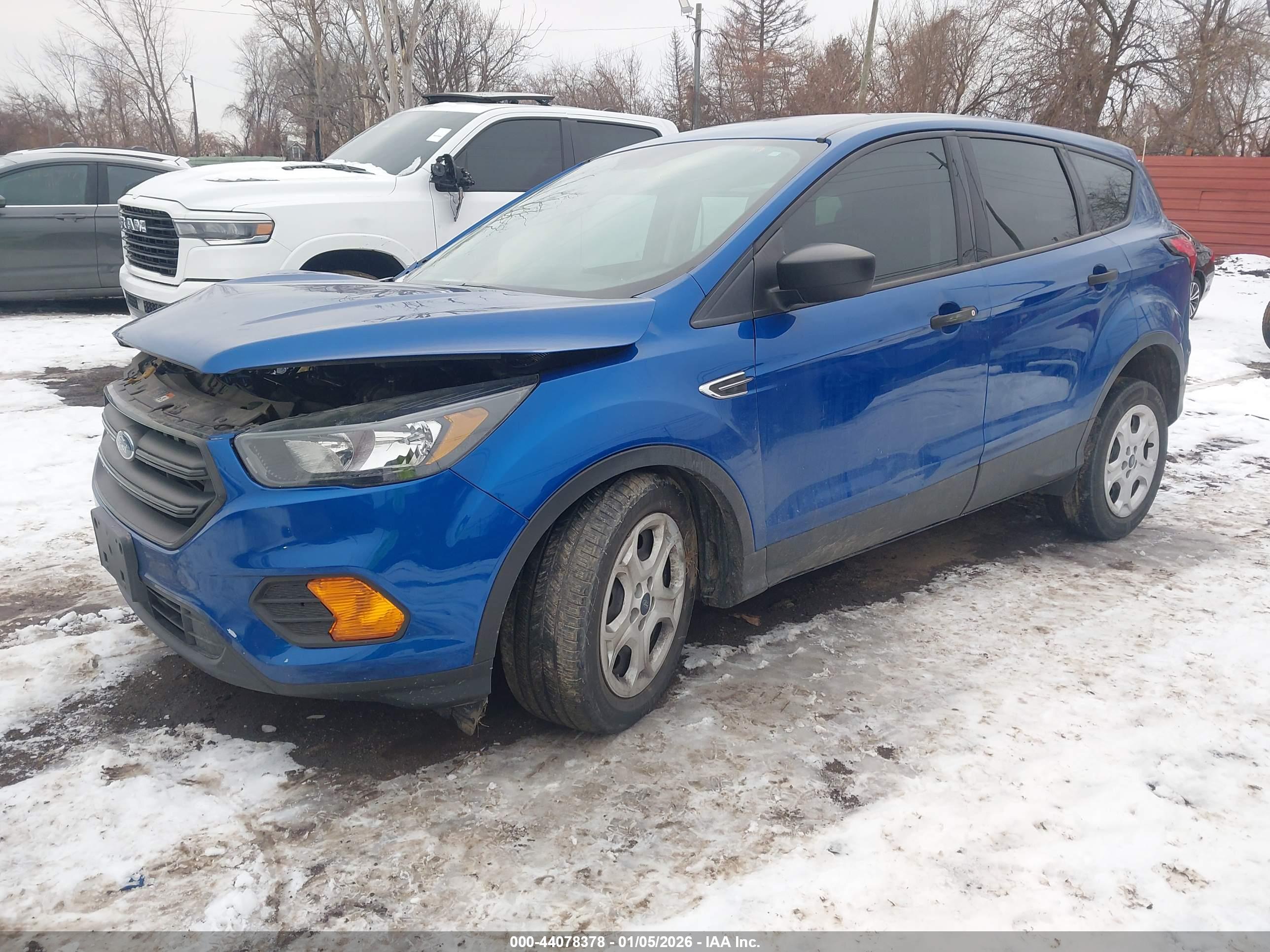 FORD ESCAPE image 2