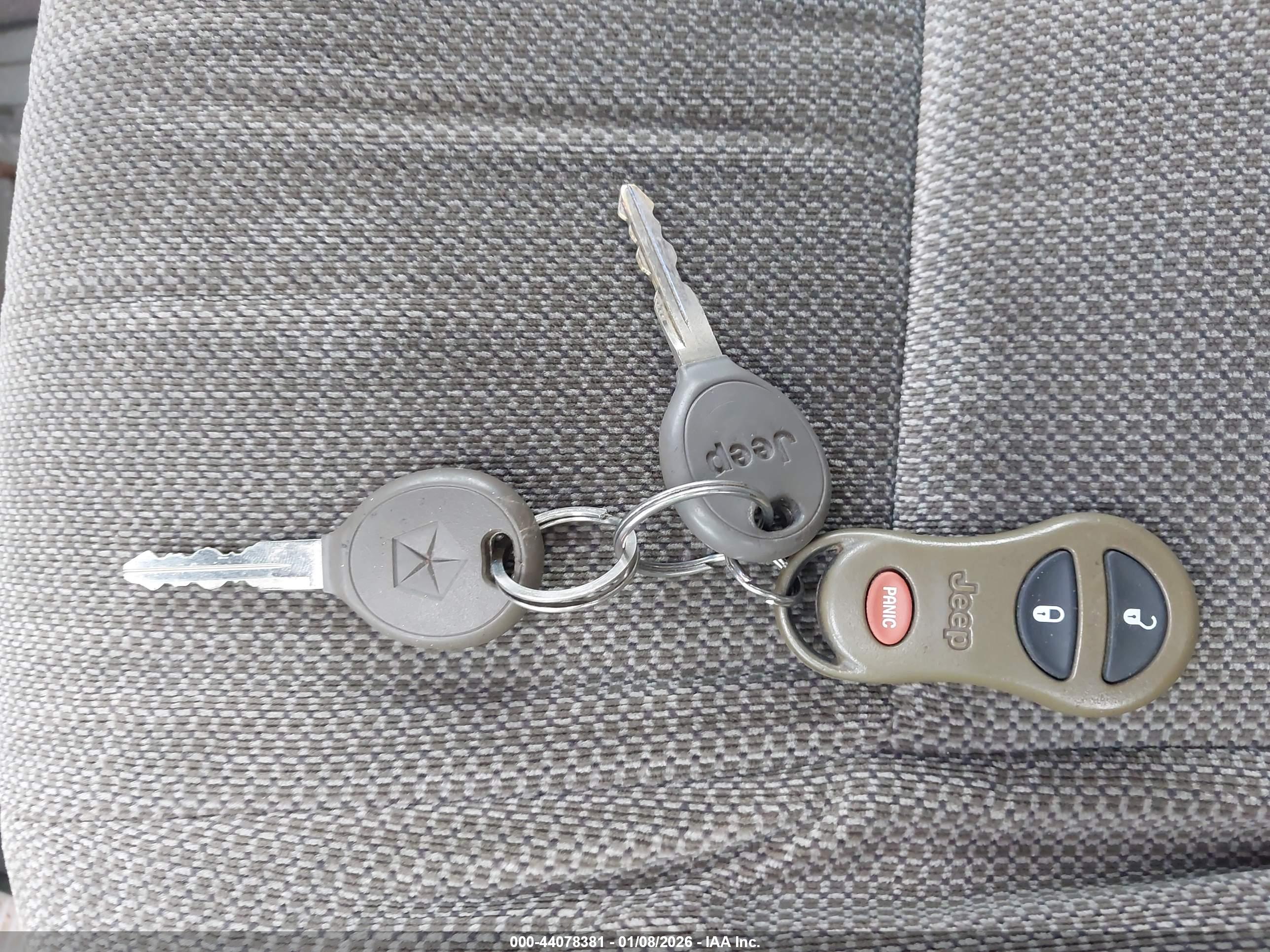 JEEP GRAND image 11