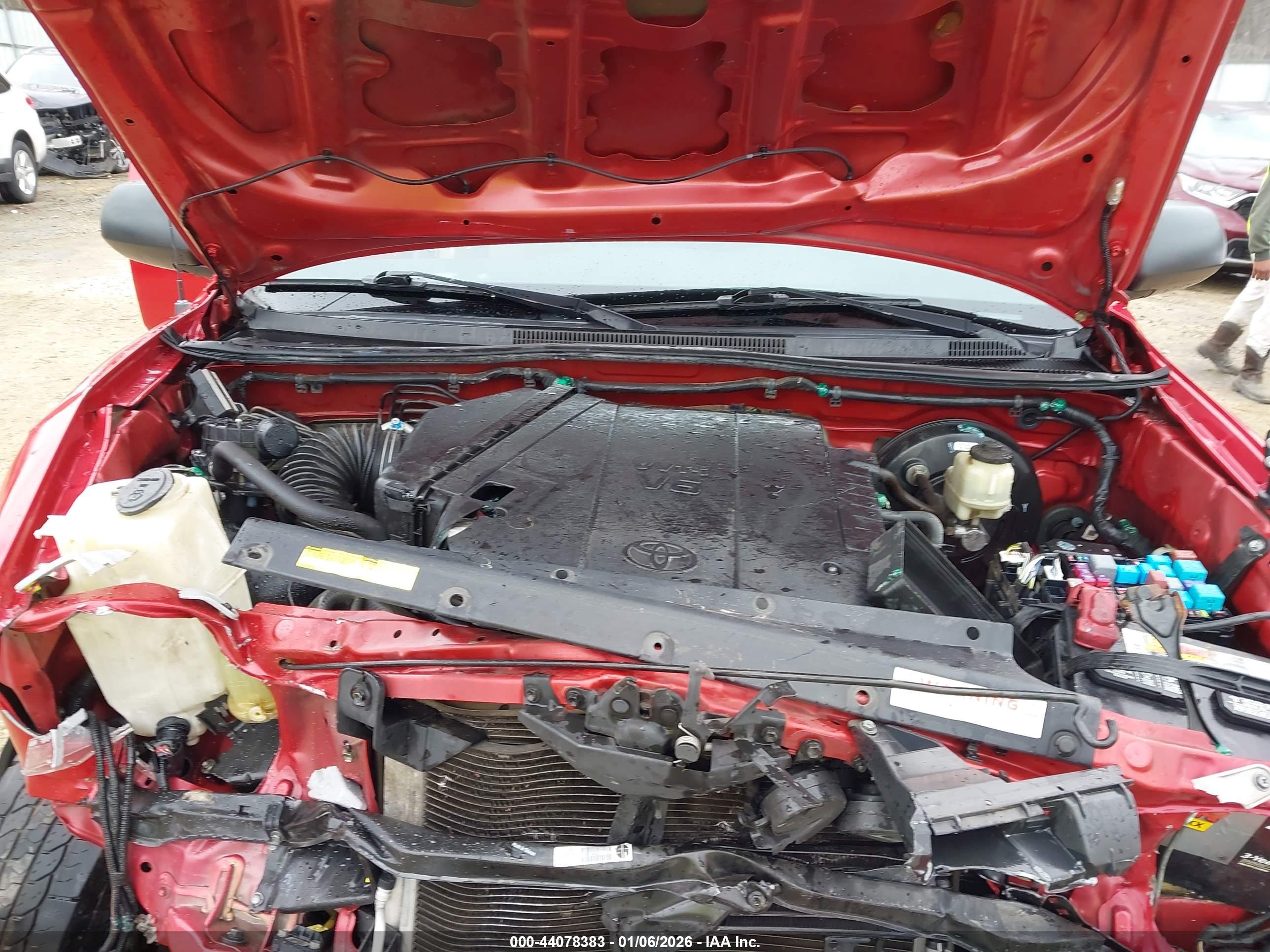 TOYOTA TACOMA image 10