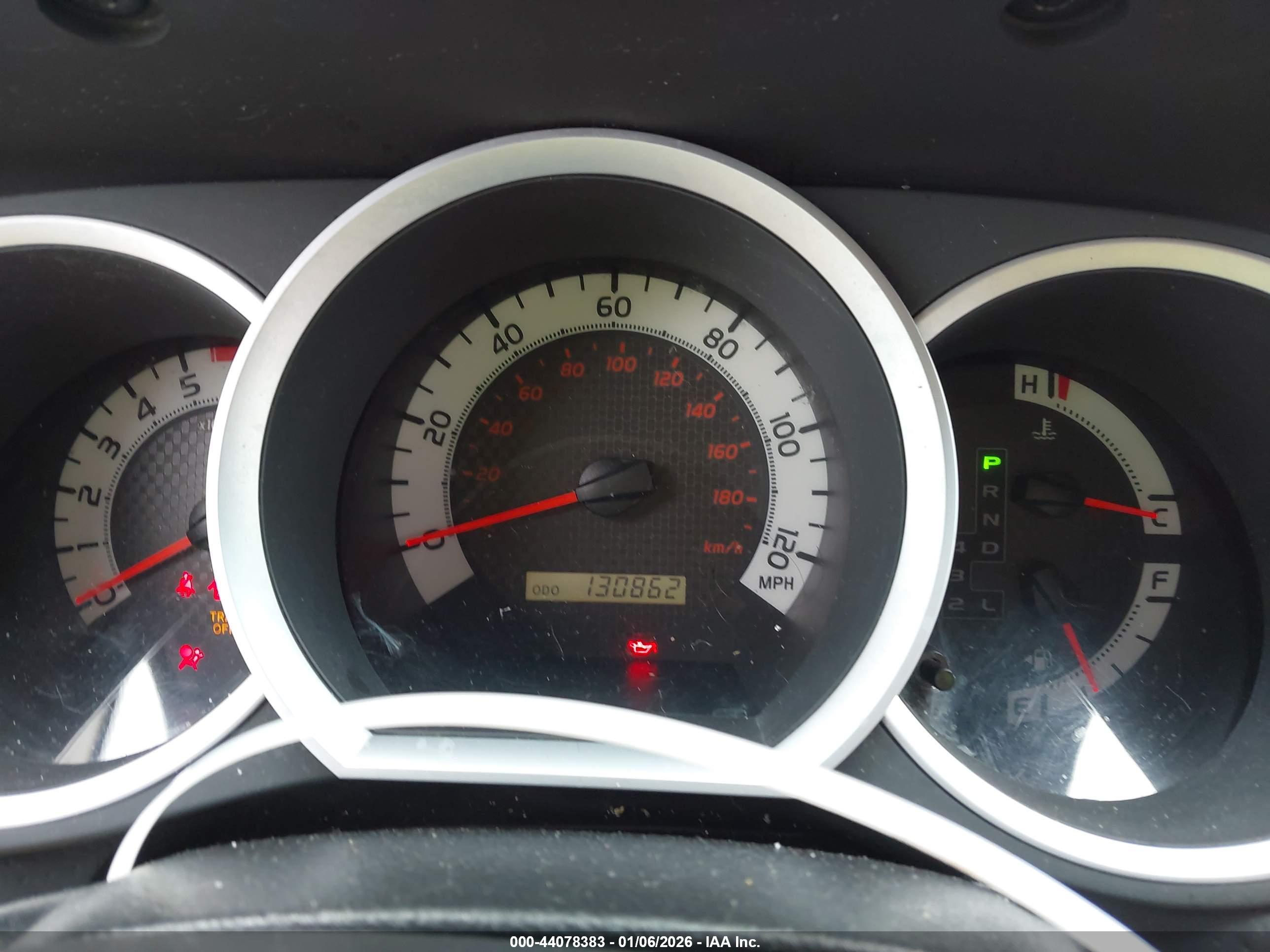 TOYOTA TACOMA image 7