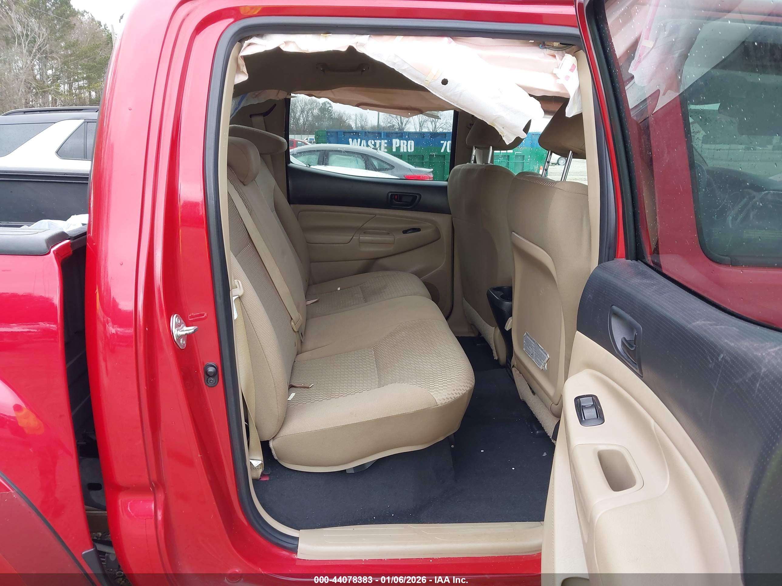 TOYOTA TACOMA image 8
