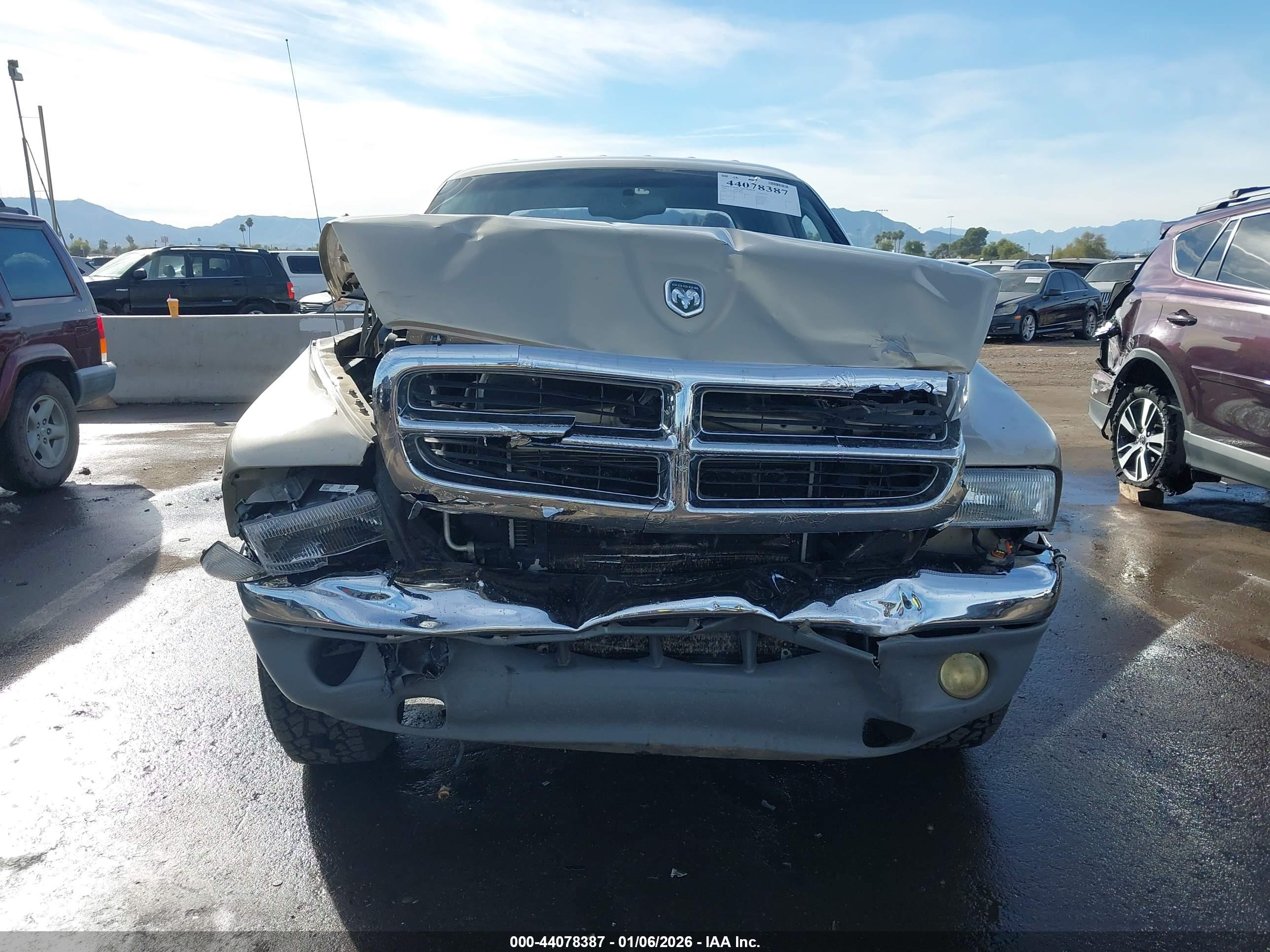 DODGE DAKOTA image 6