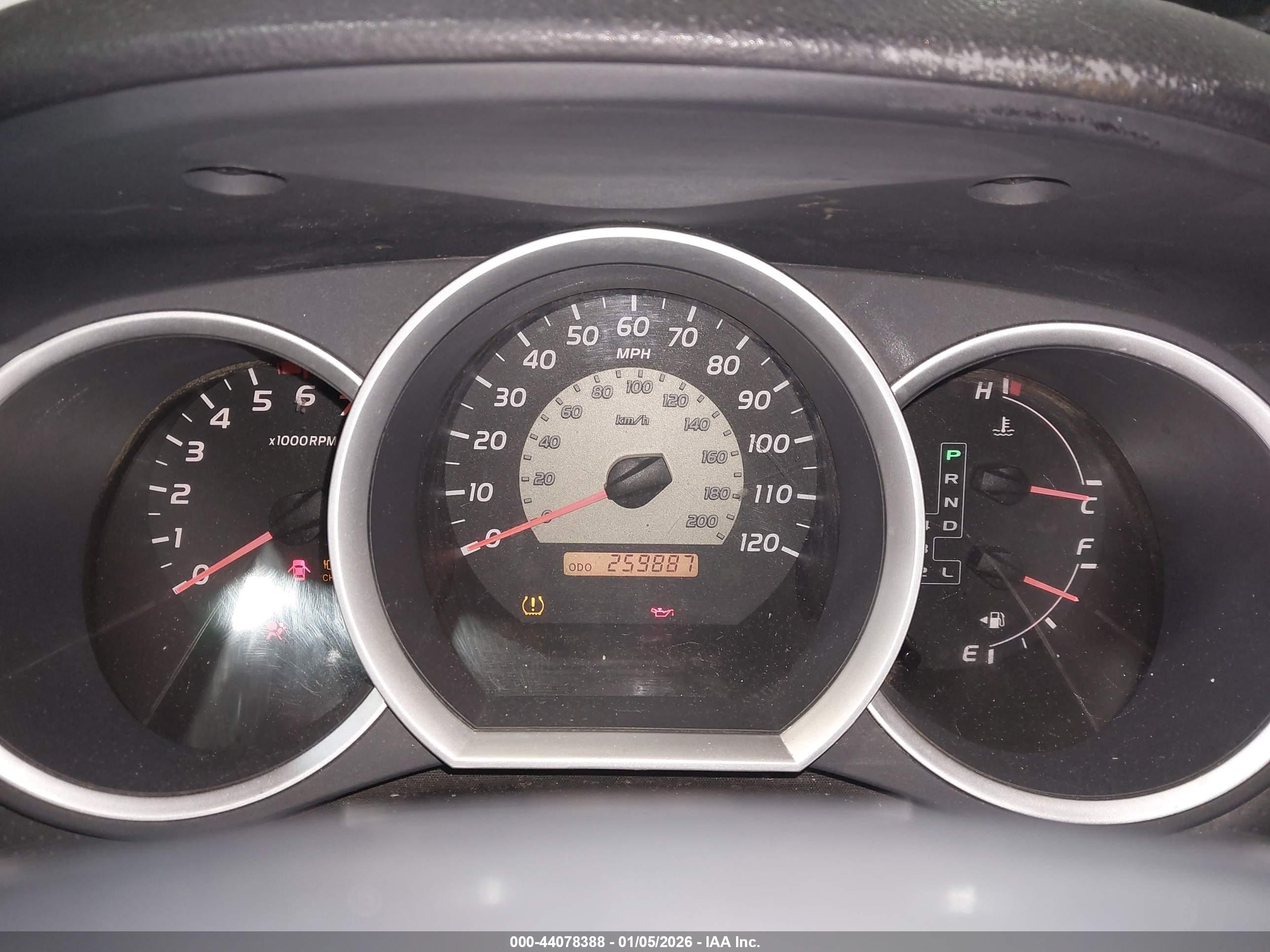 TOYOTA TACOMA image 7