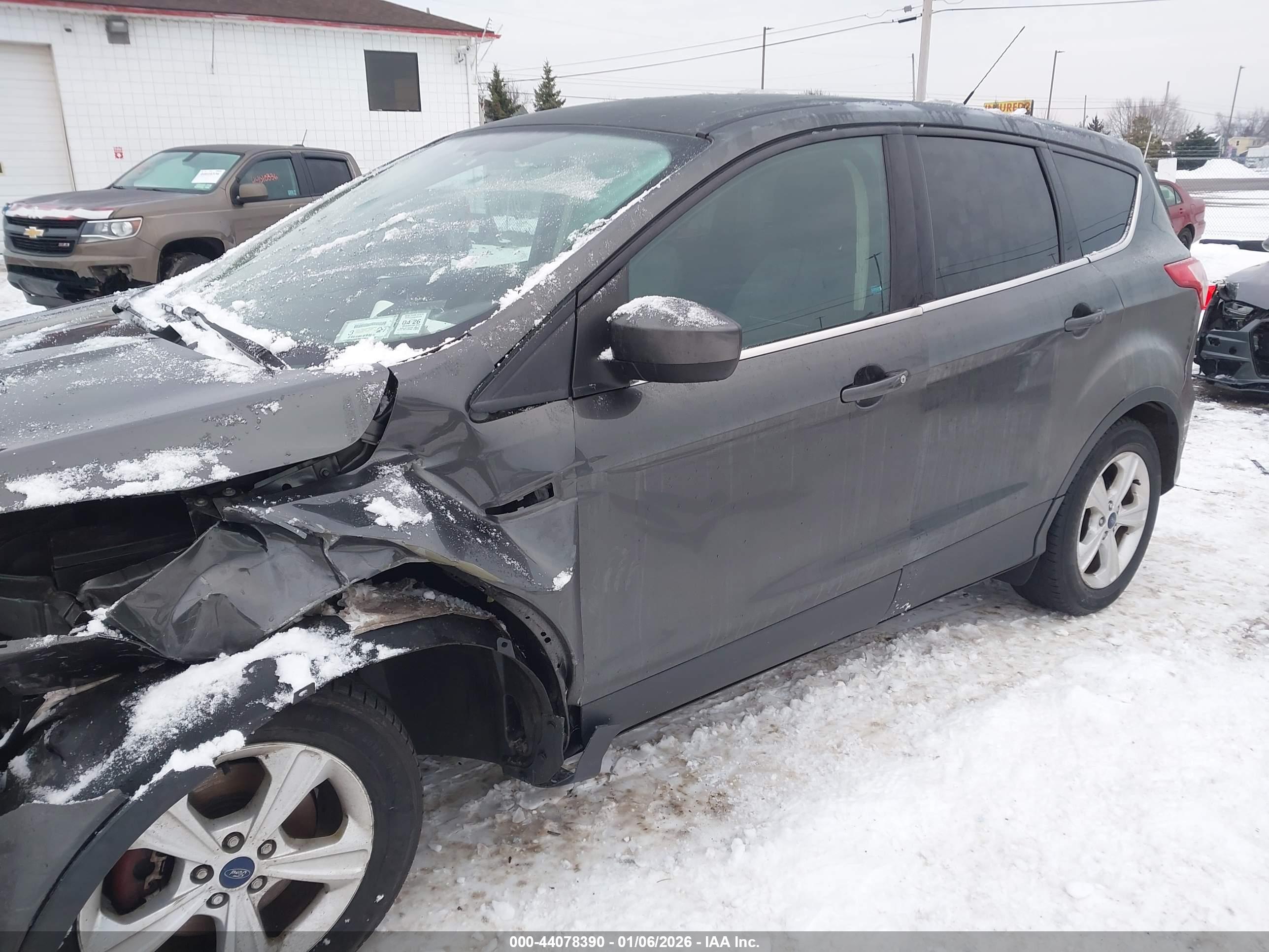 FORD ESCAPE image 6