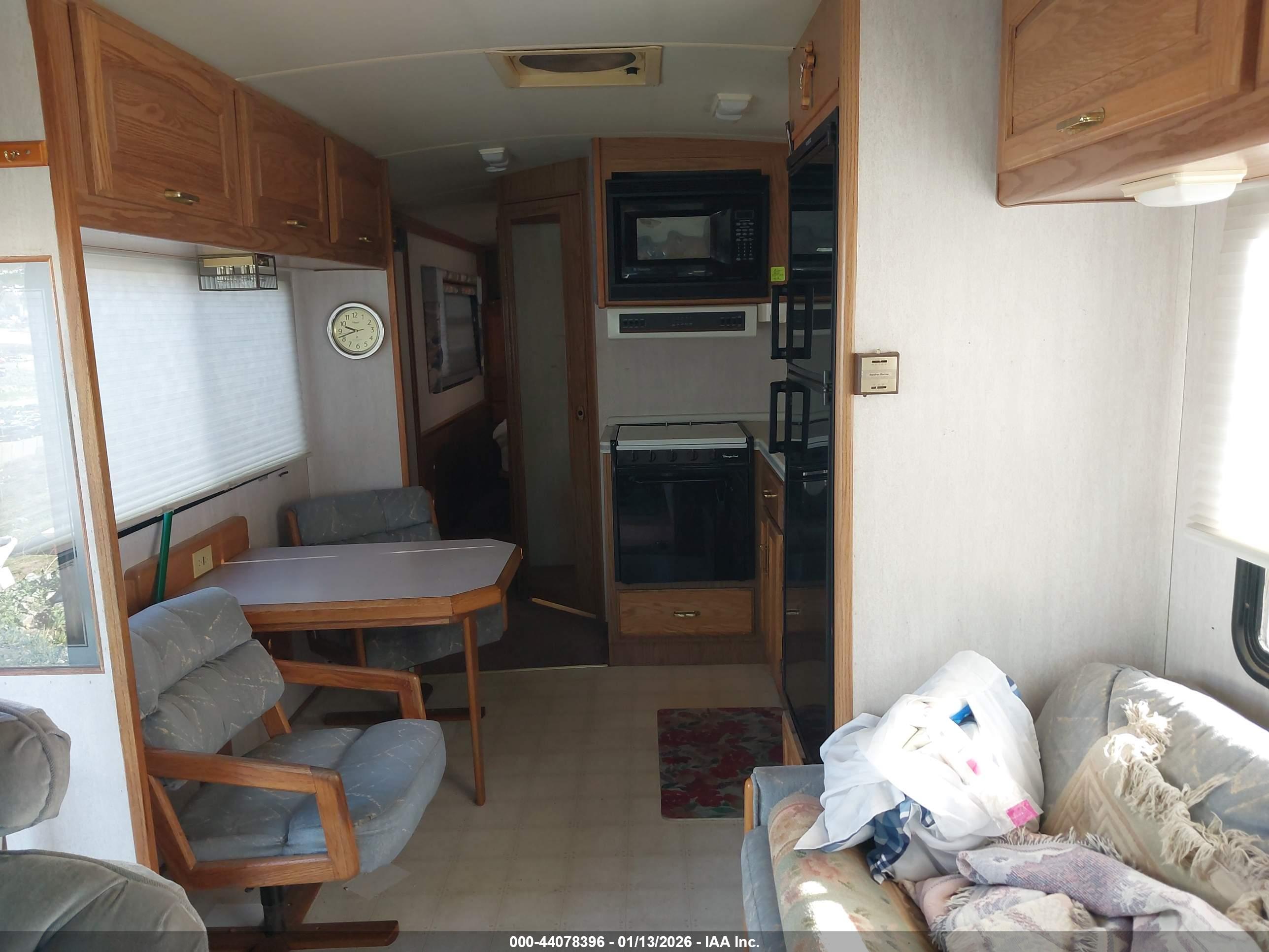FORD F530 image 8
