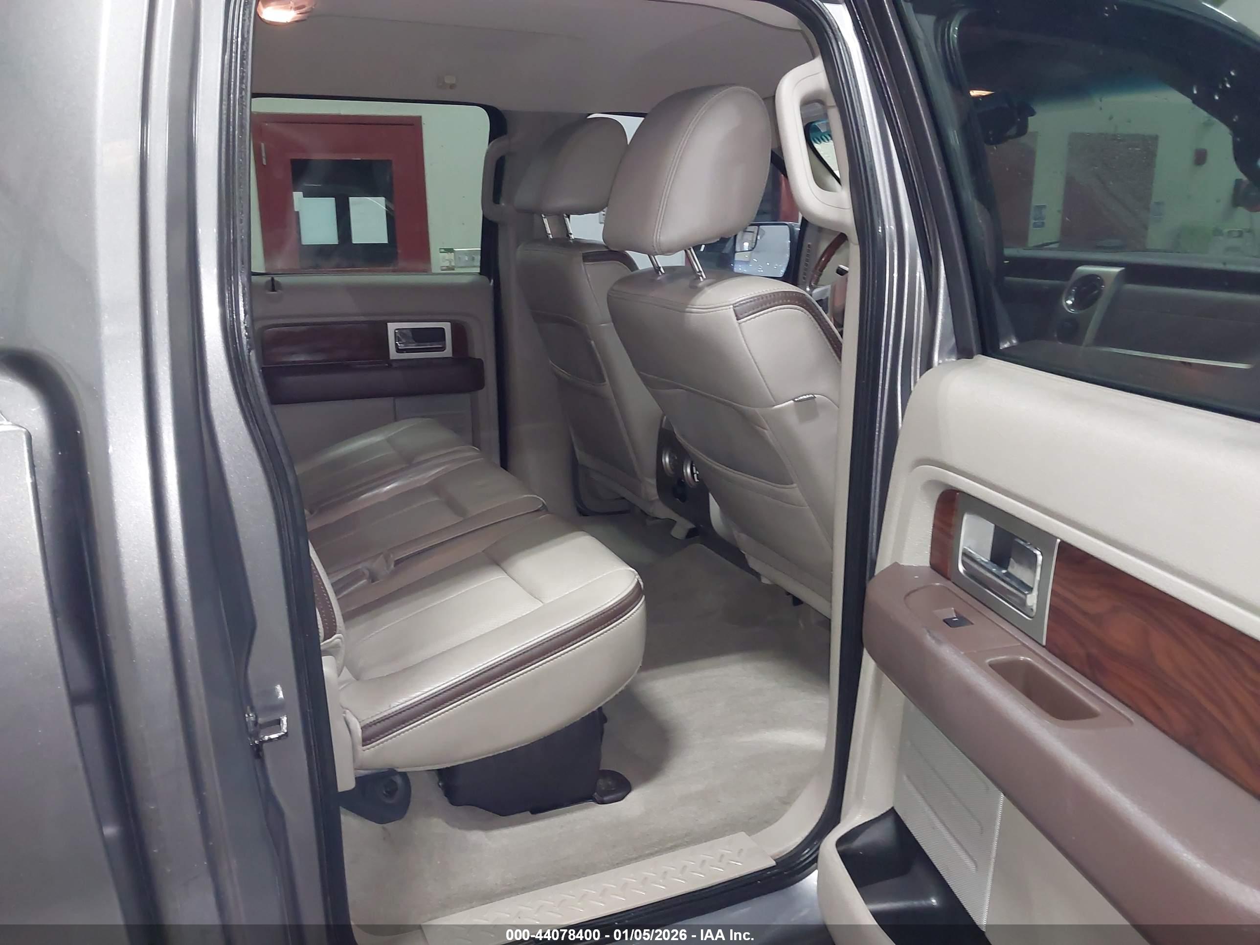FORD F-150 image 8