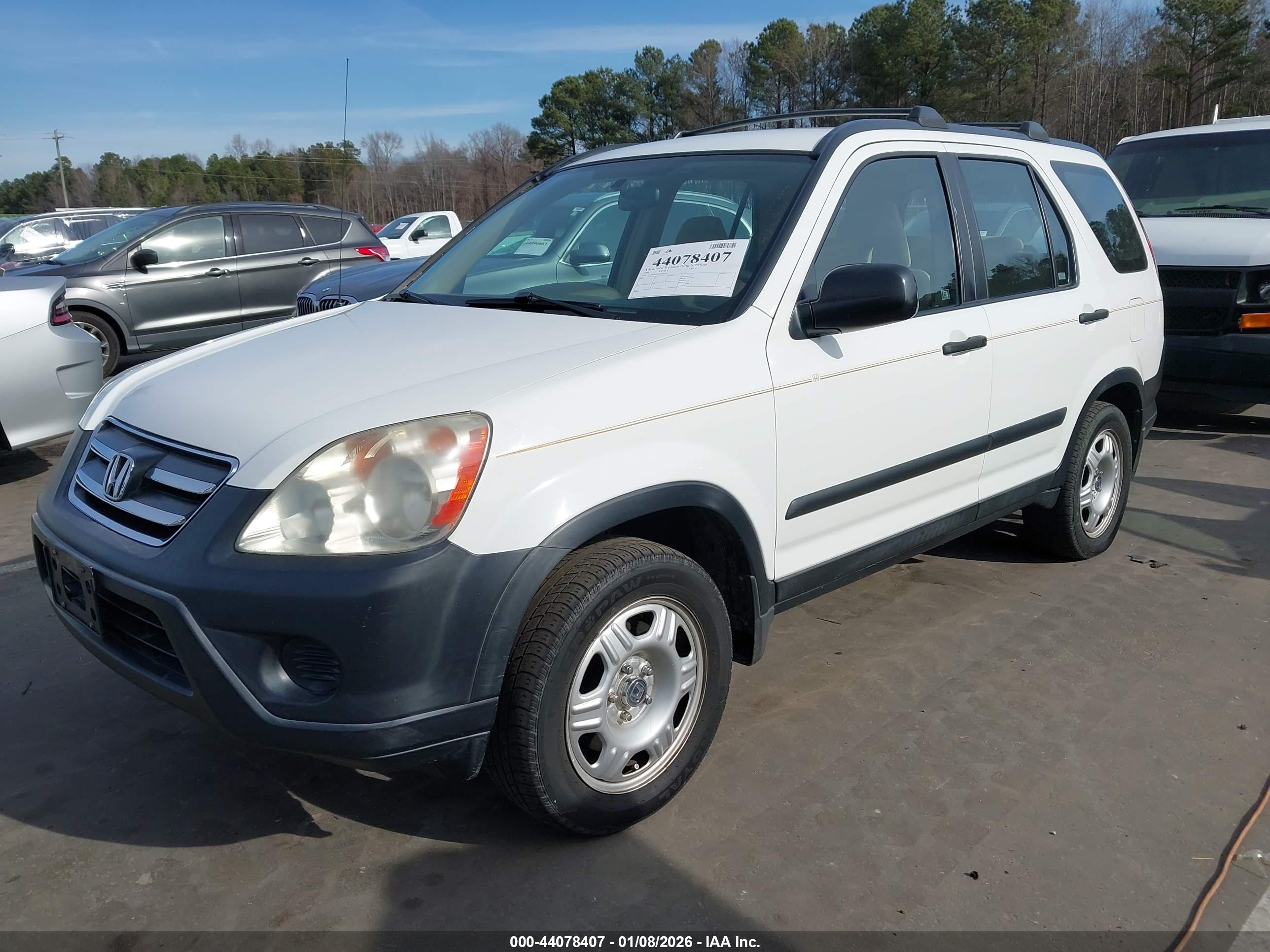 HONDA CR-V image 2