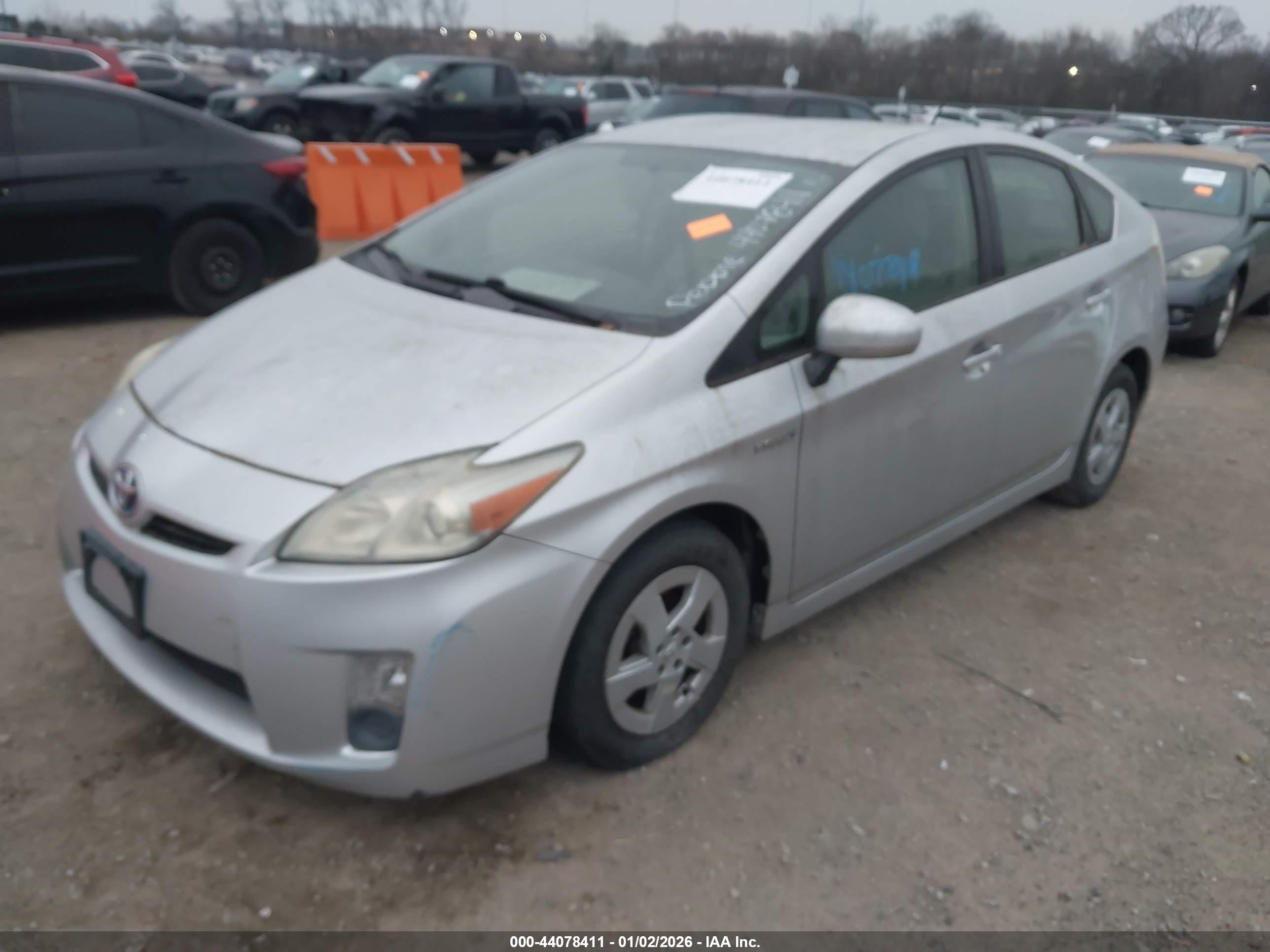 TOYOTA PRIUS image 2