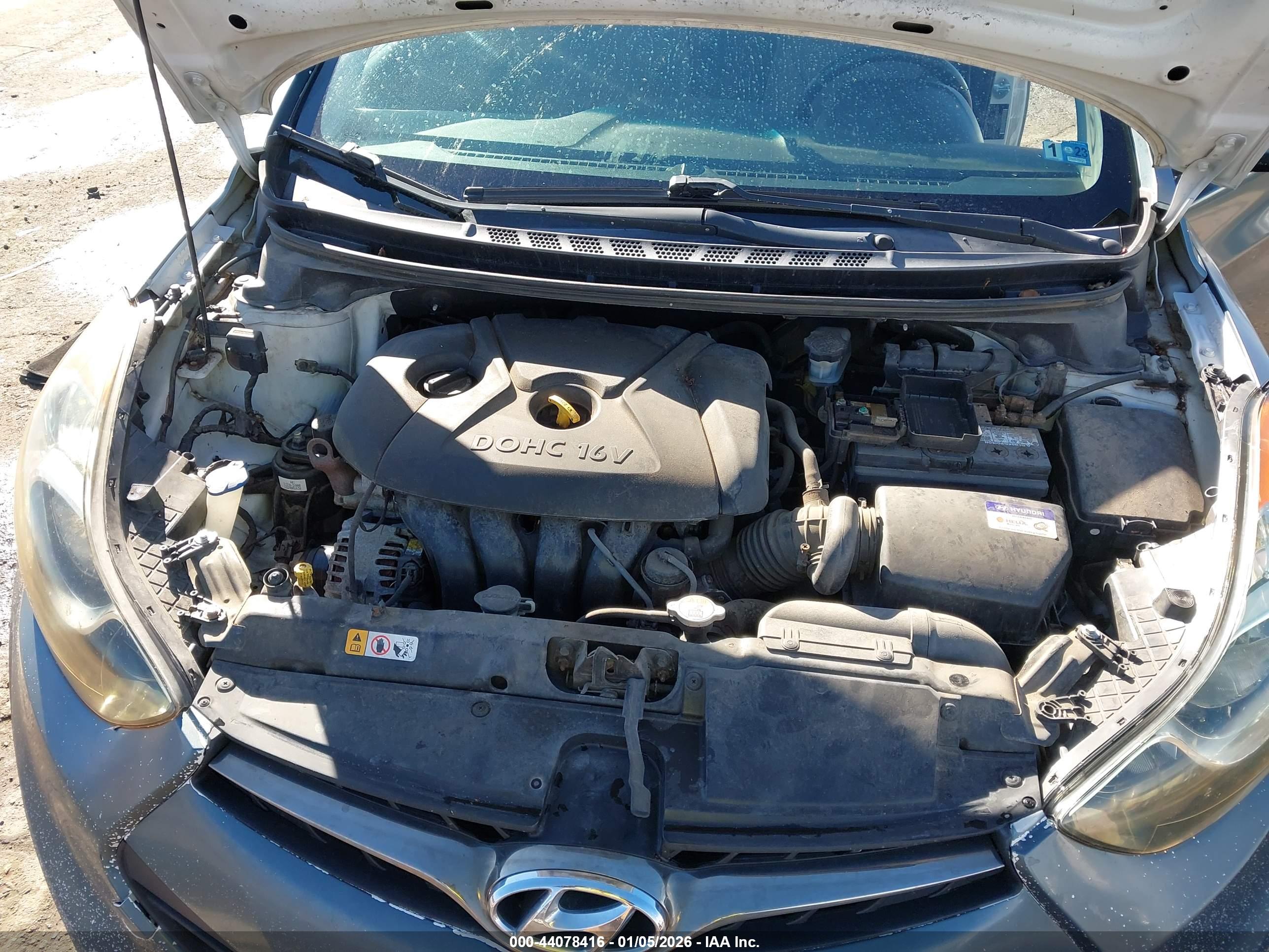 HYUNDAI ELANTRA image 10