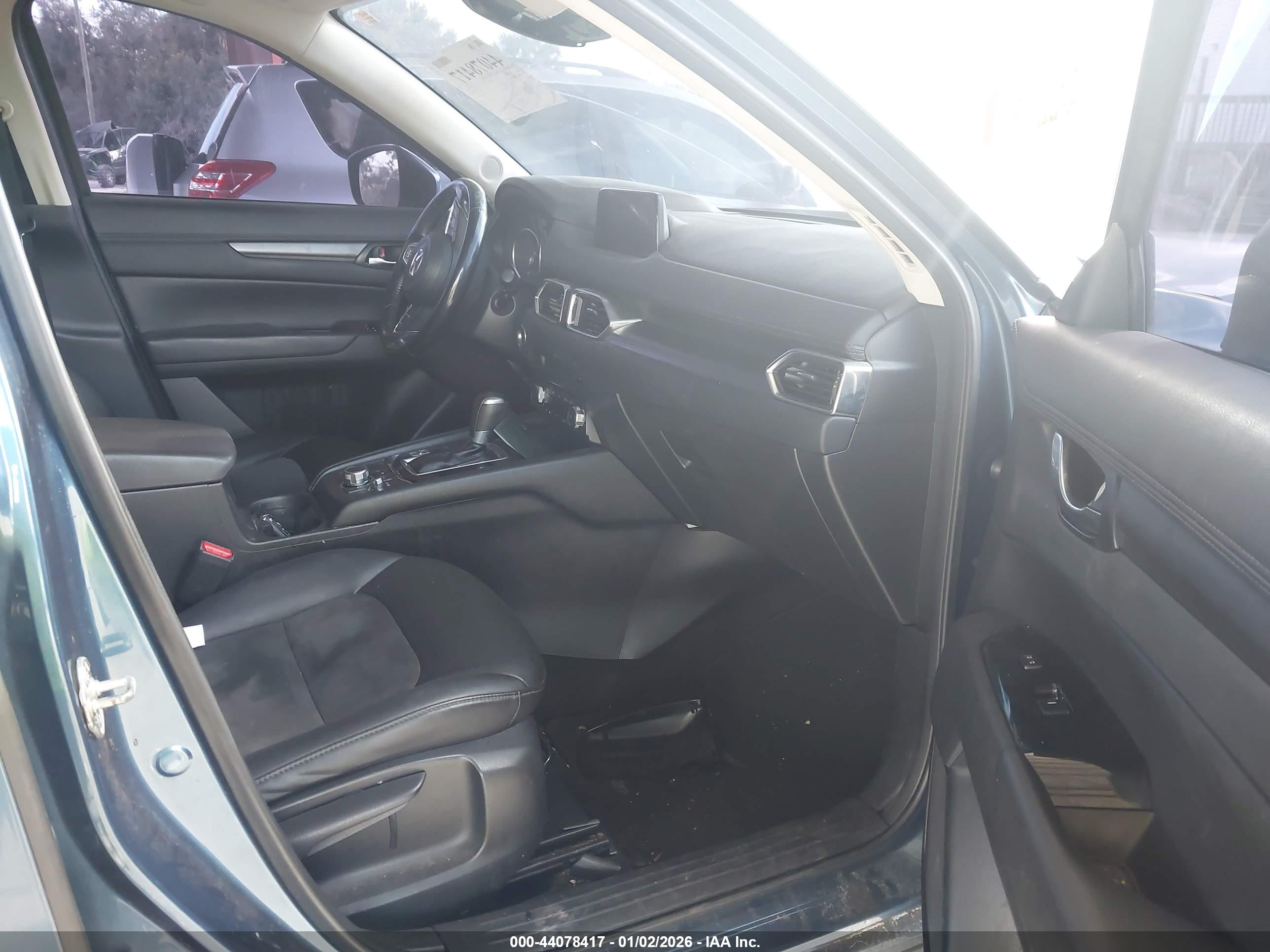 MAZDA CX-5 image 5