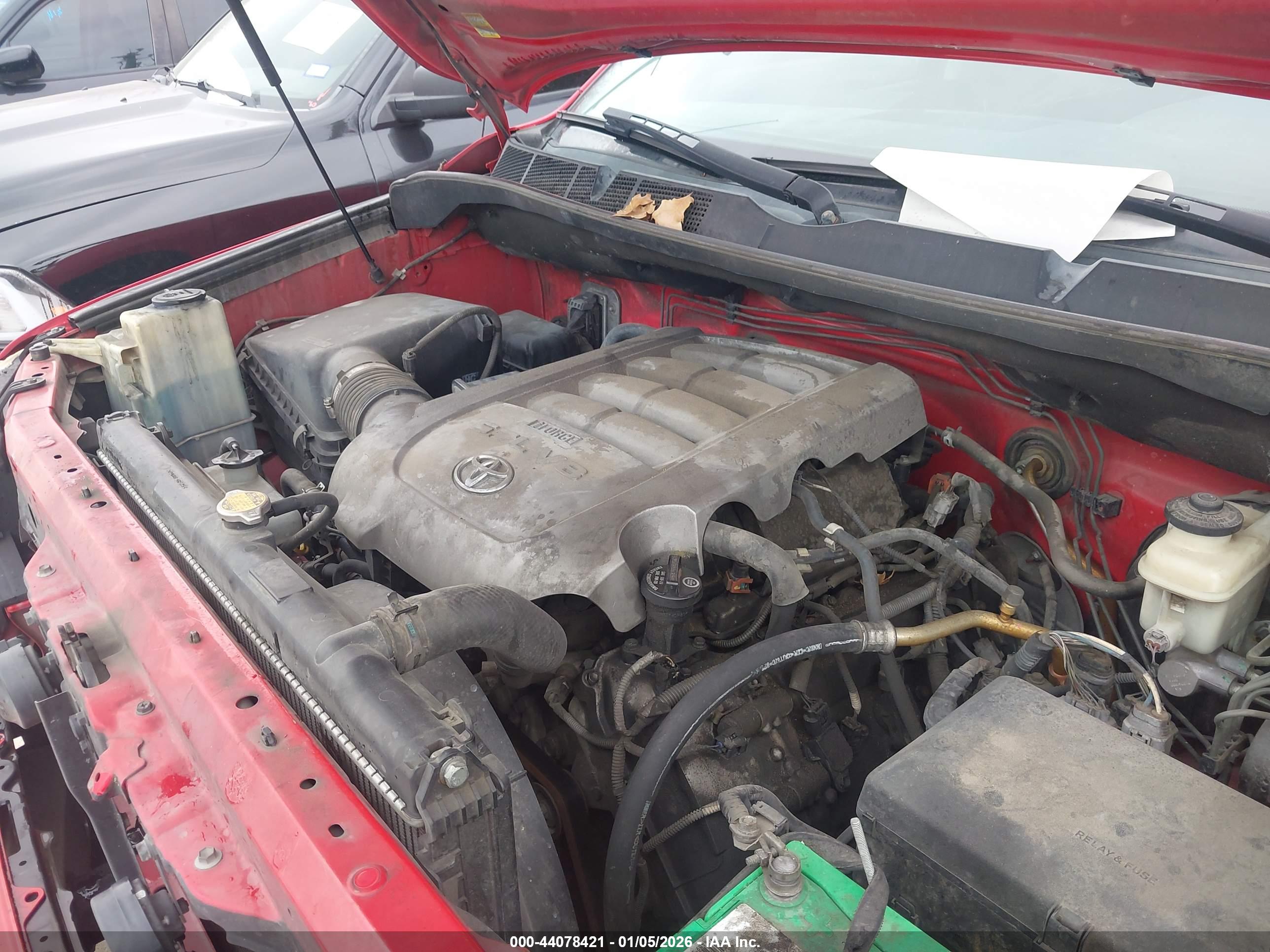 TOYOTA TUNDRA image 10
