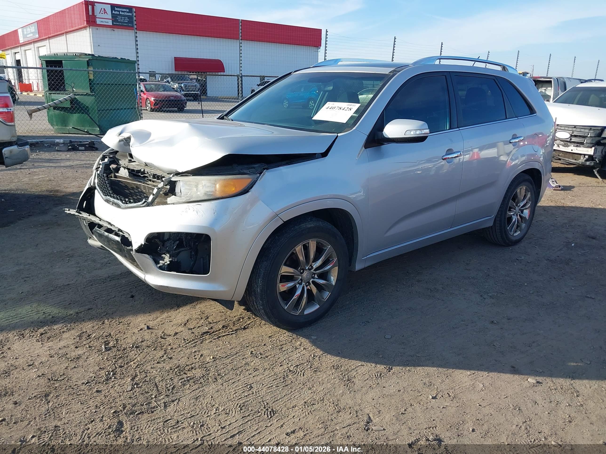 KIA SORENTO image 2