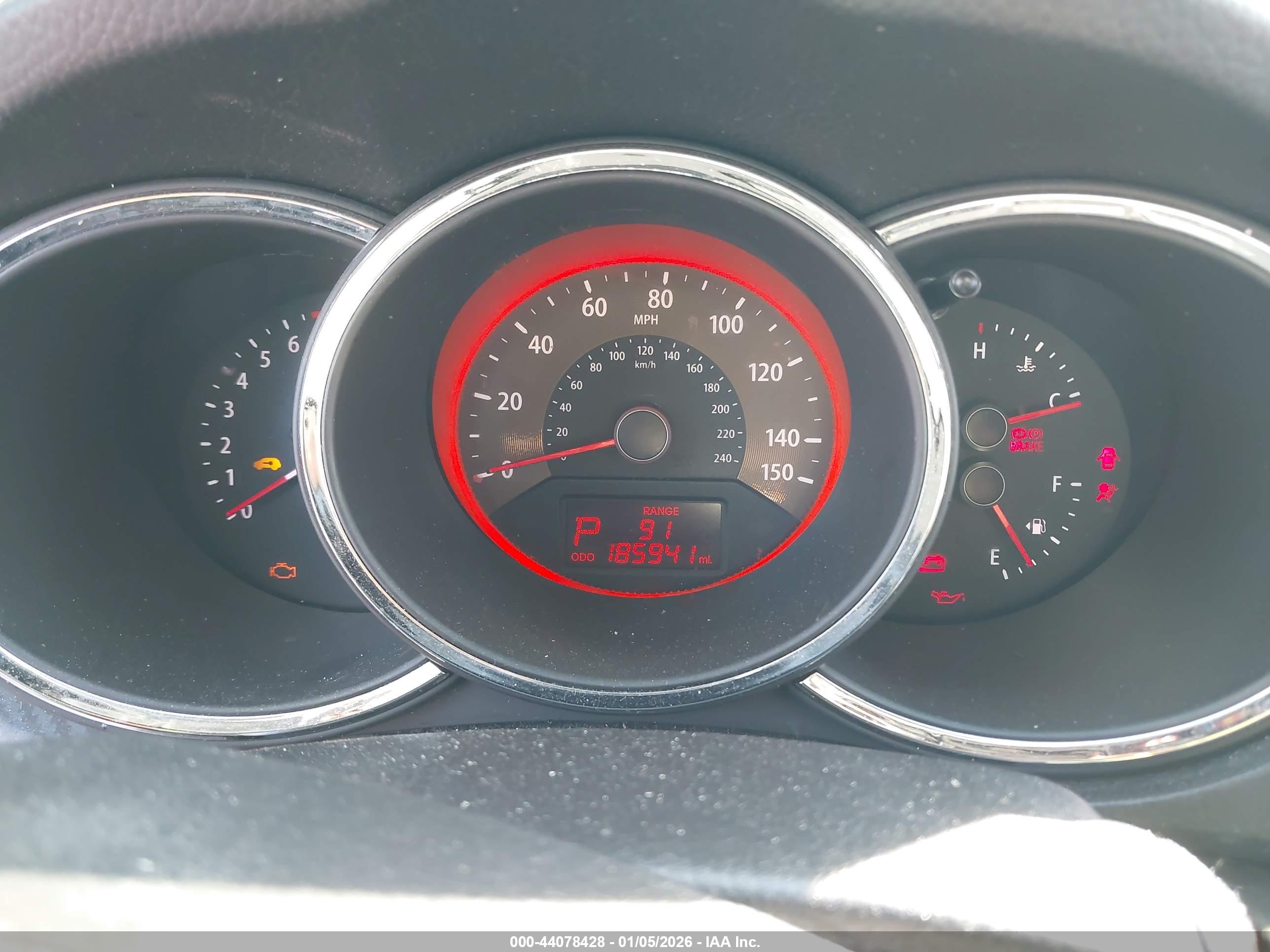 KIA SORENTO image 7