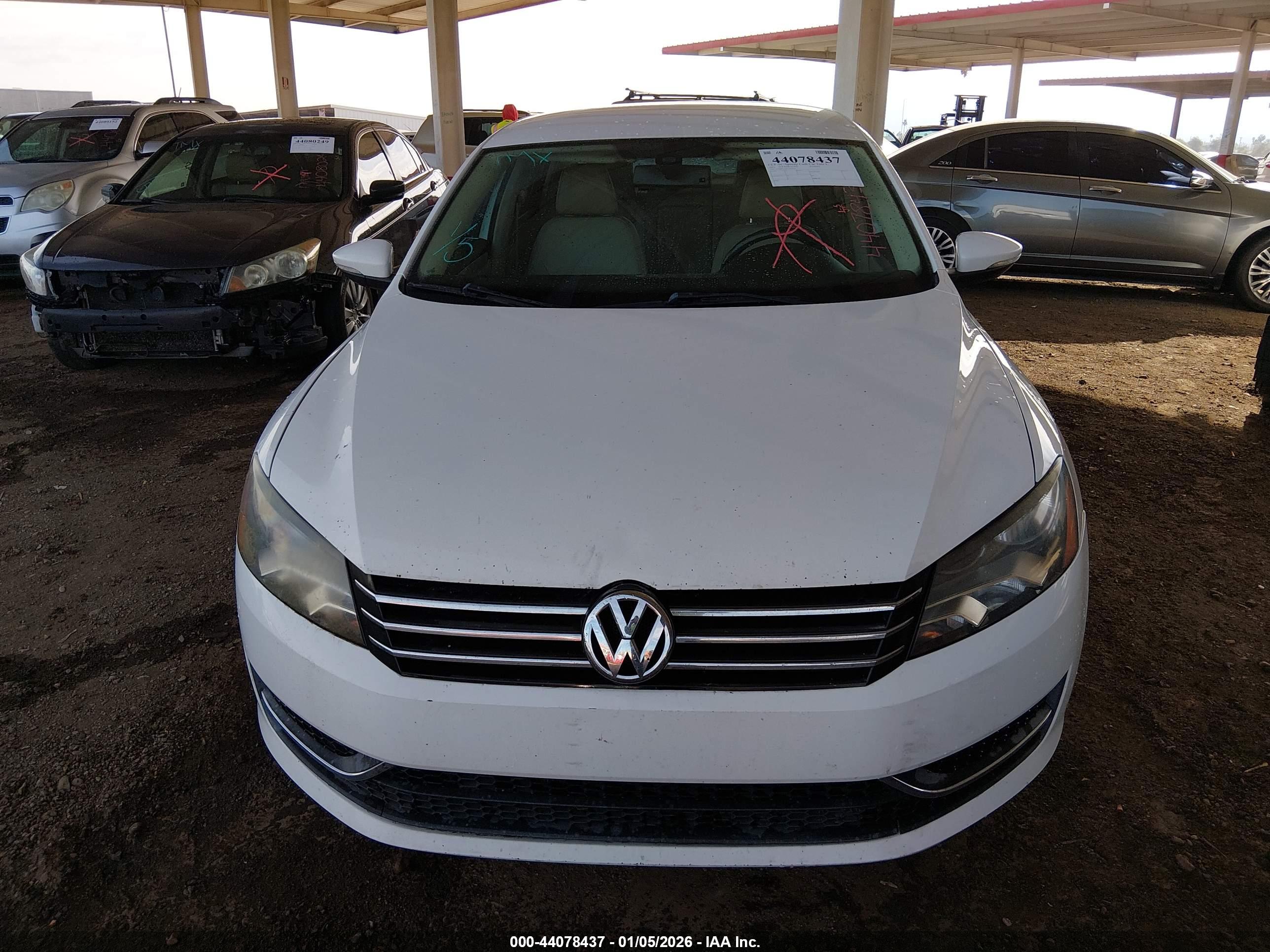 VOLKSWAGEN PASSAT image 6