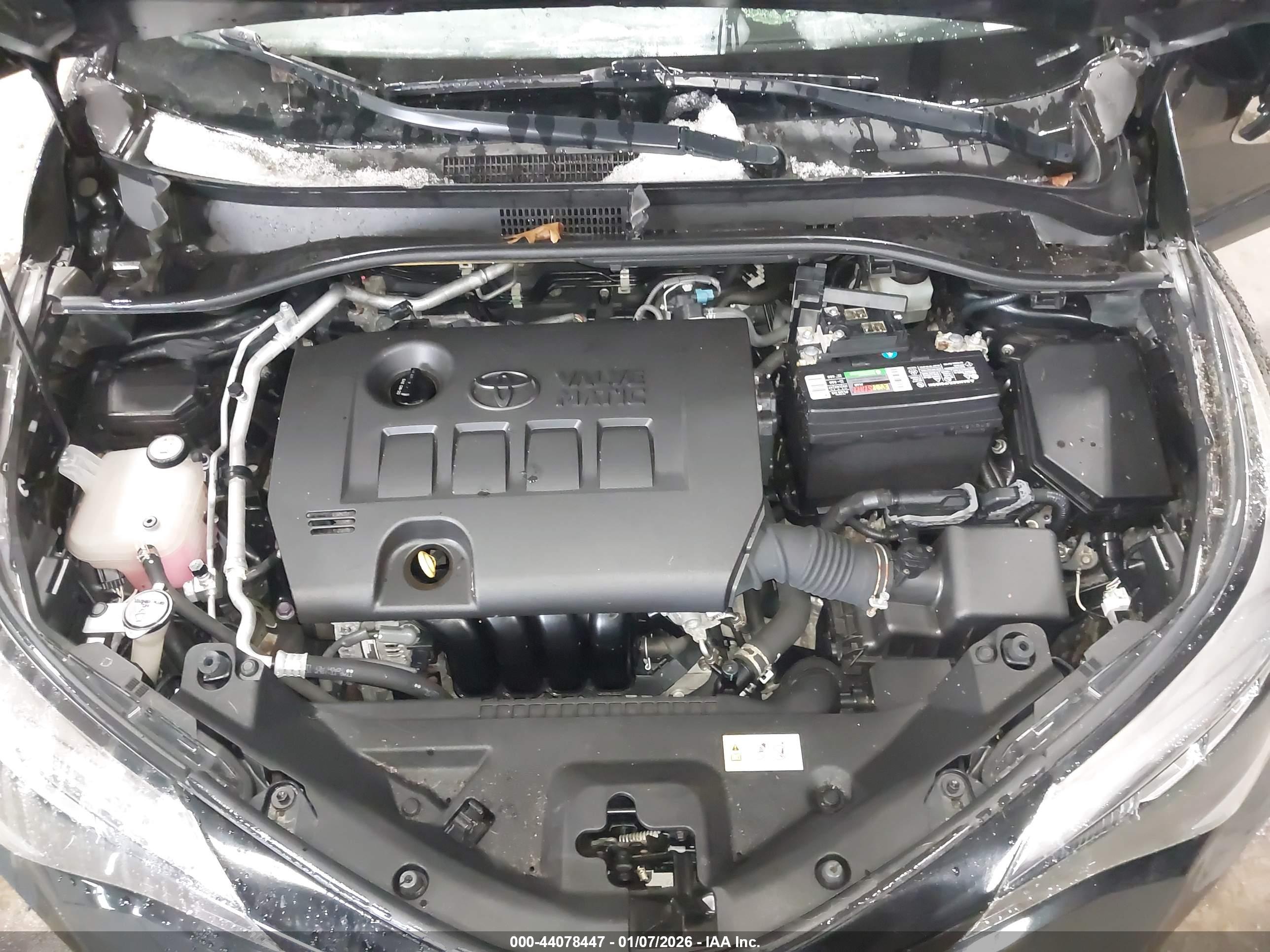 TOYOTA C-HR image 10