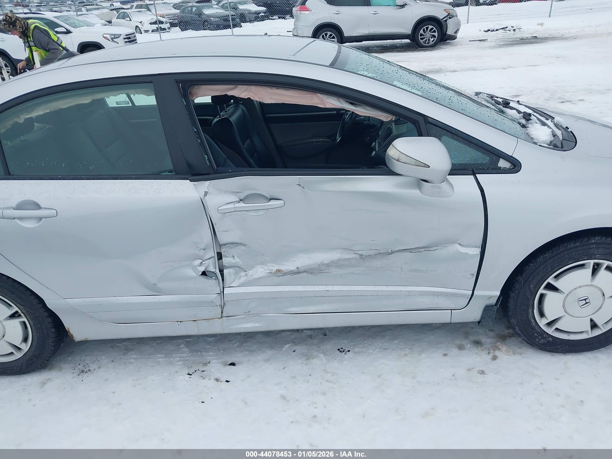 HONDA CIVIC image 6