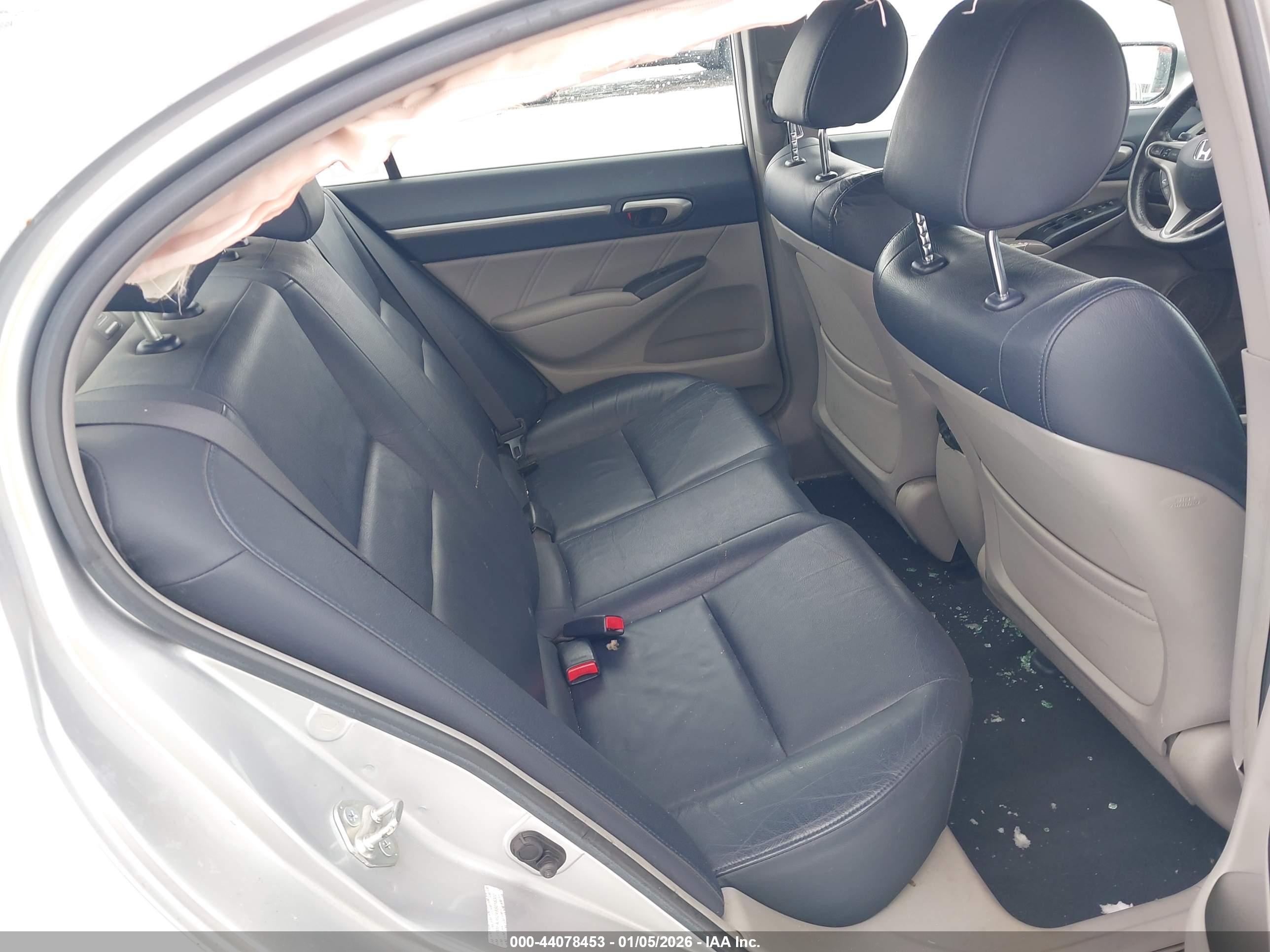 HONDA CIVIC image 8