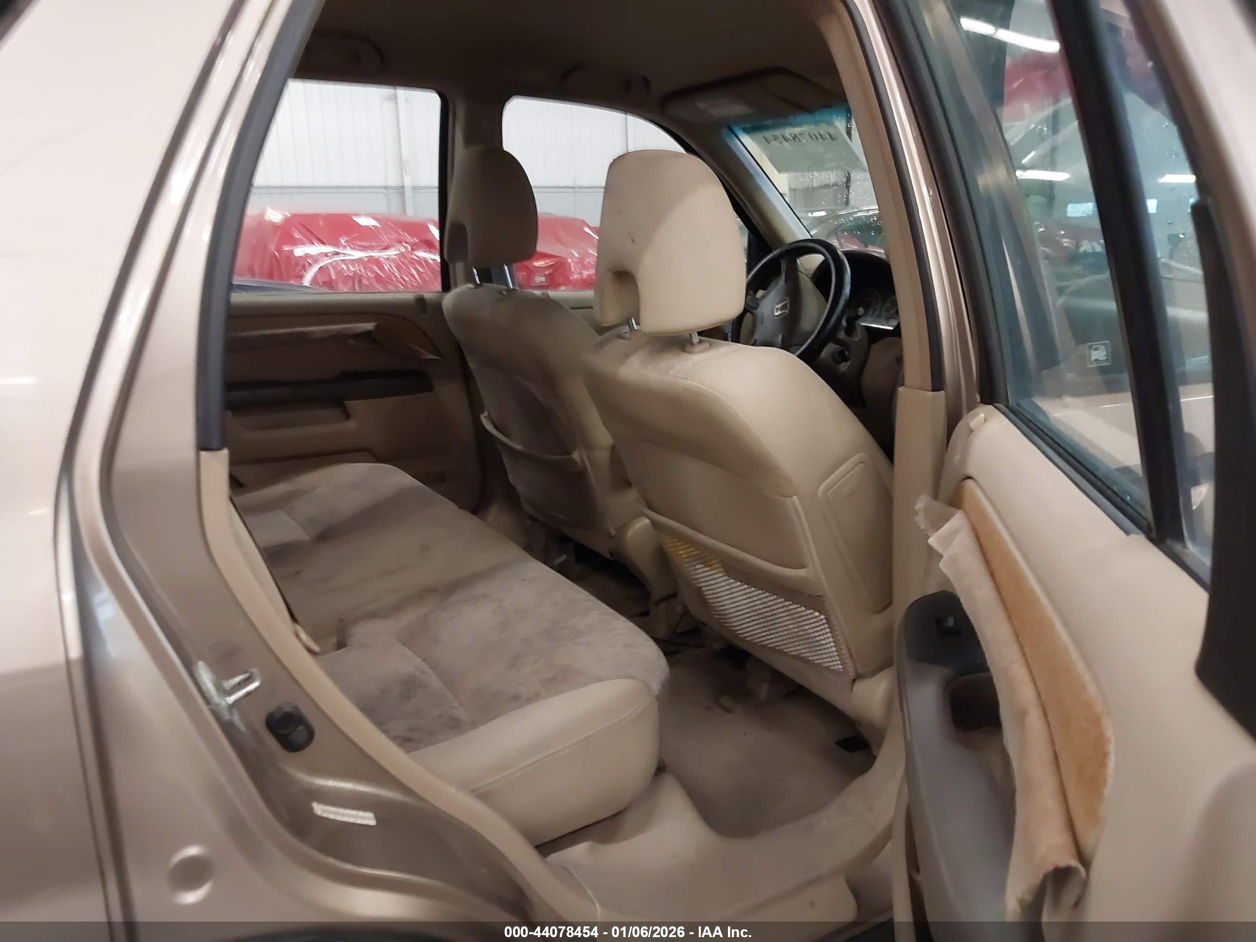 HONDA CR-V image 8