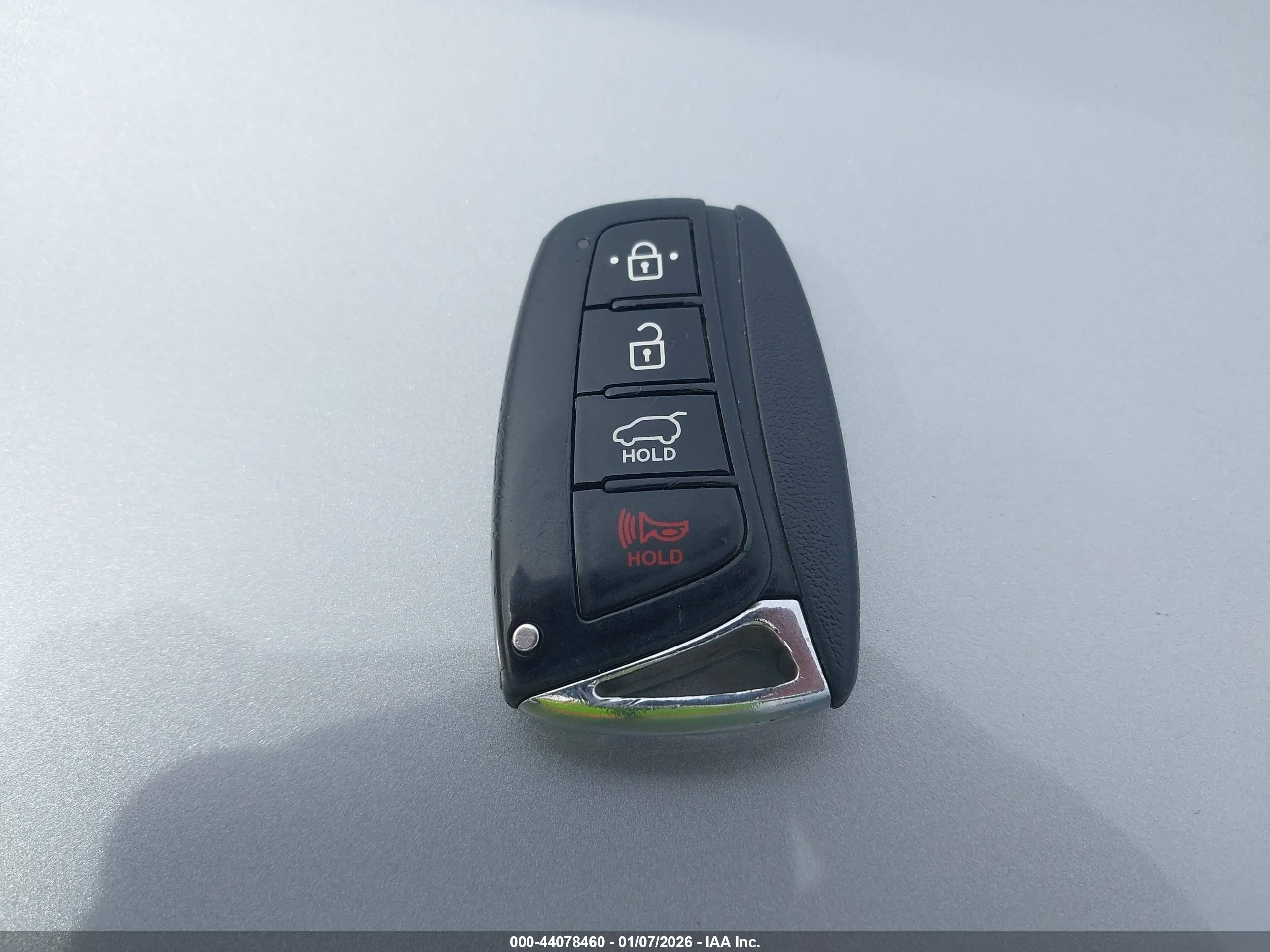HYUNDAI SANTA image 11