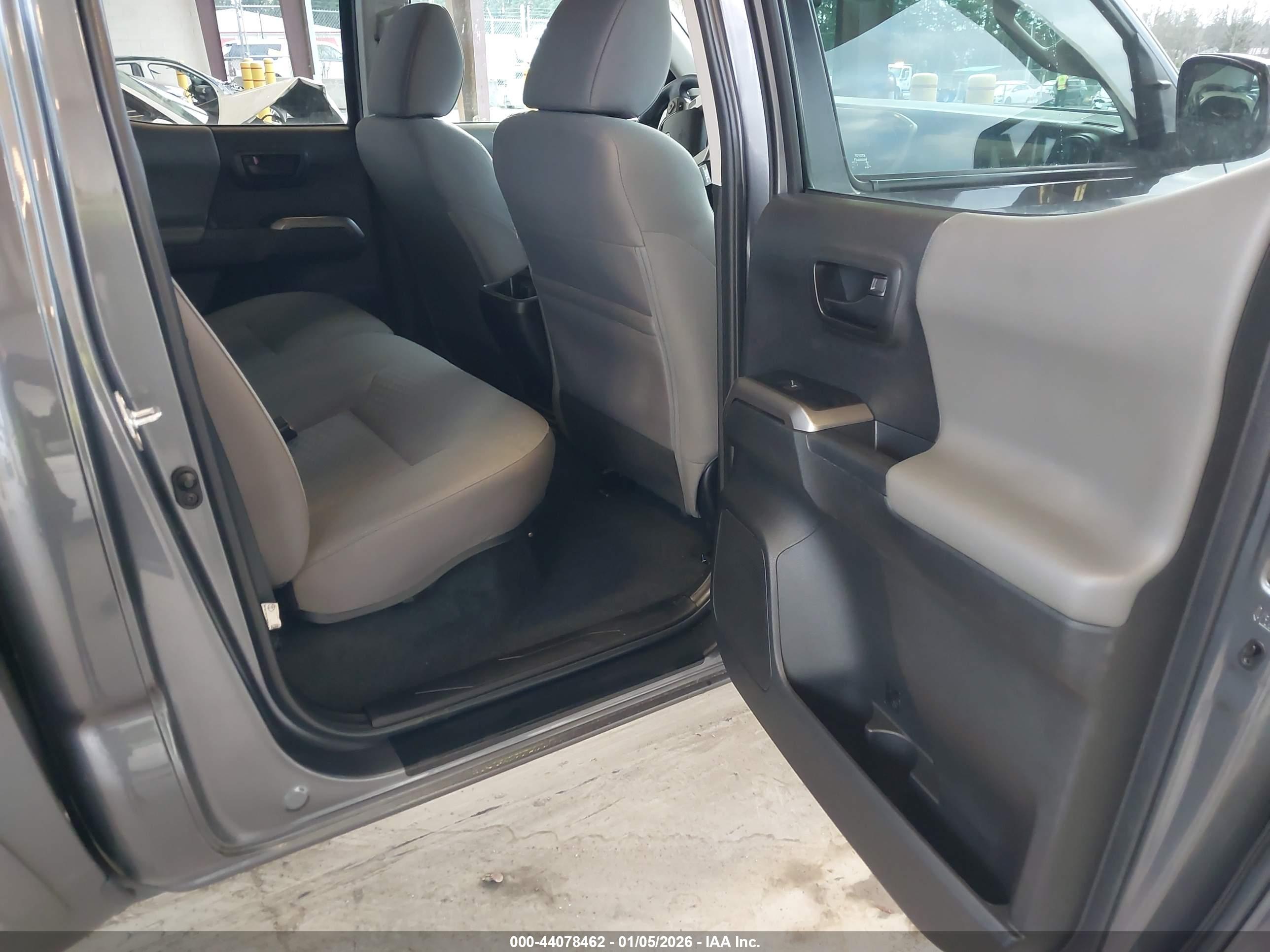 TOYOTA TACOMA image 8