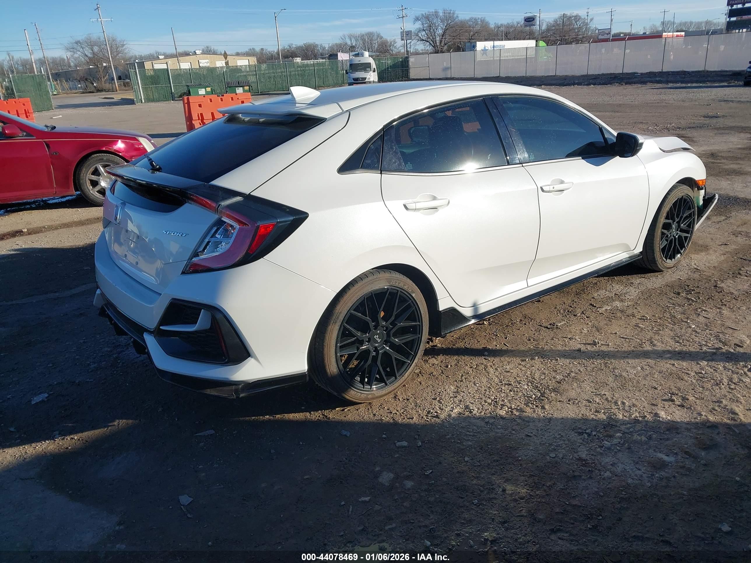 HONDA CIVIC image 4