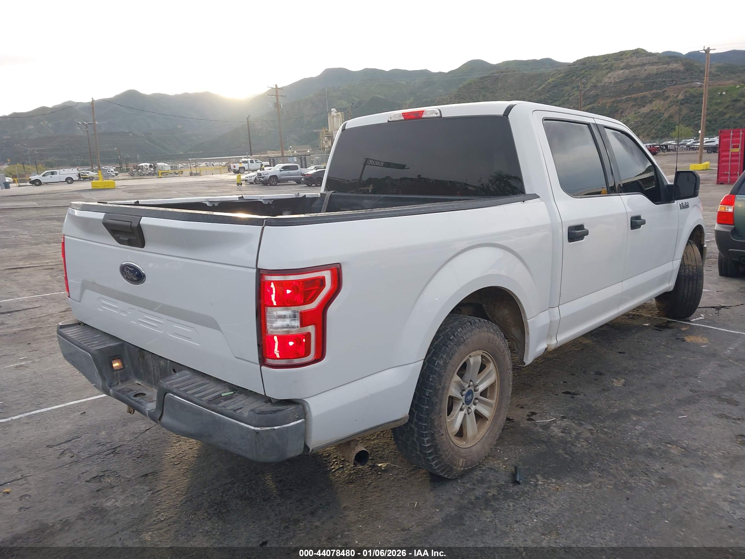 FORD F-150 image 4
