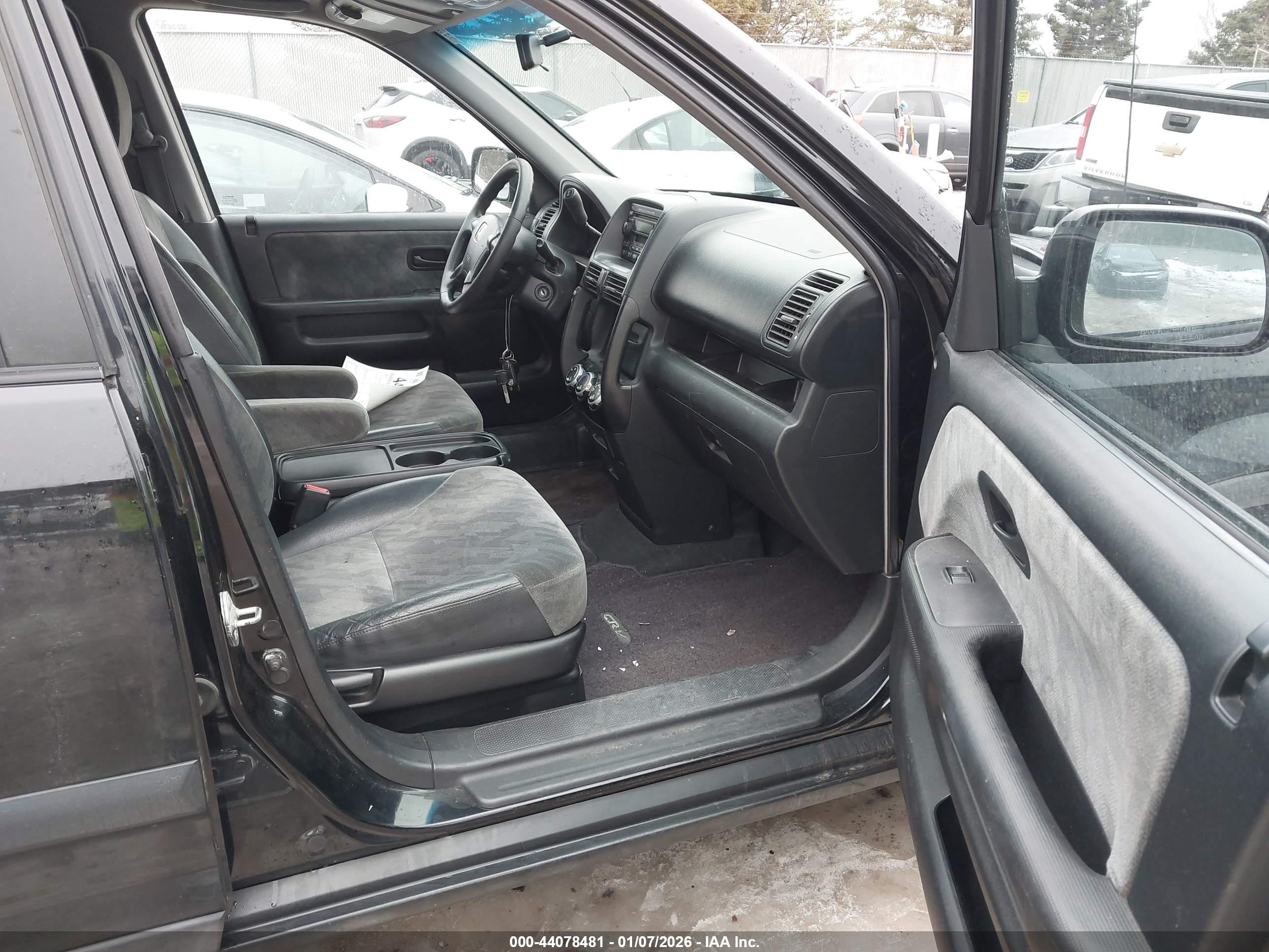 HONDA CR-V image 5