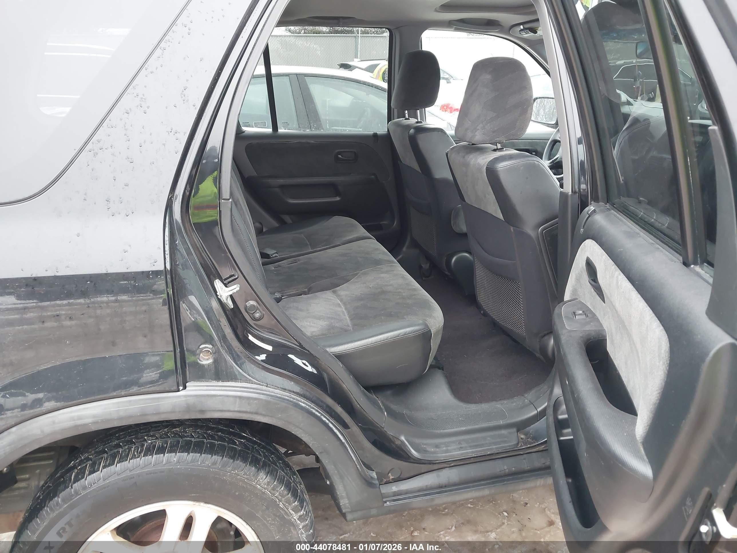 HONDA CR-V image 8