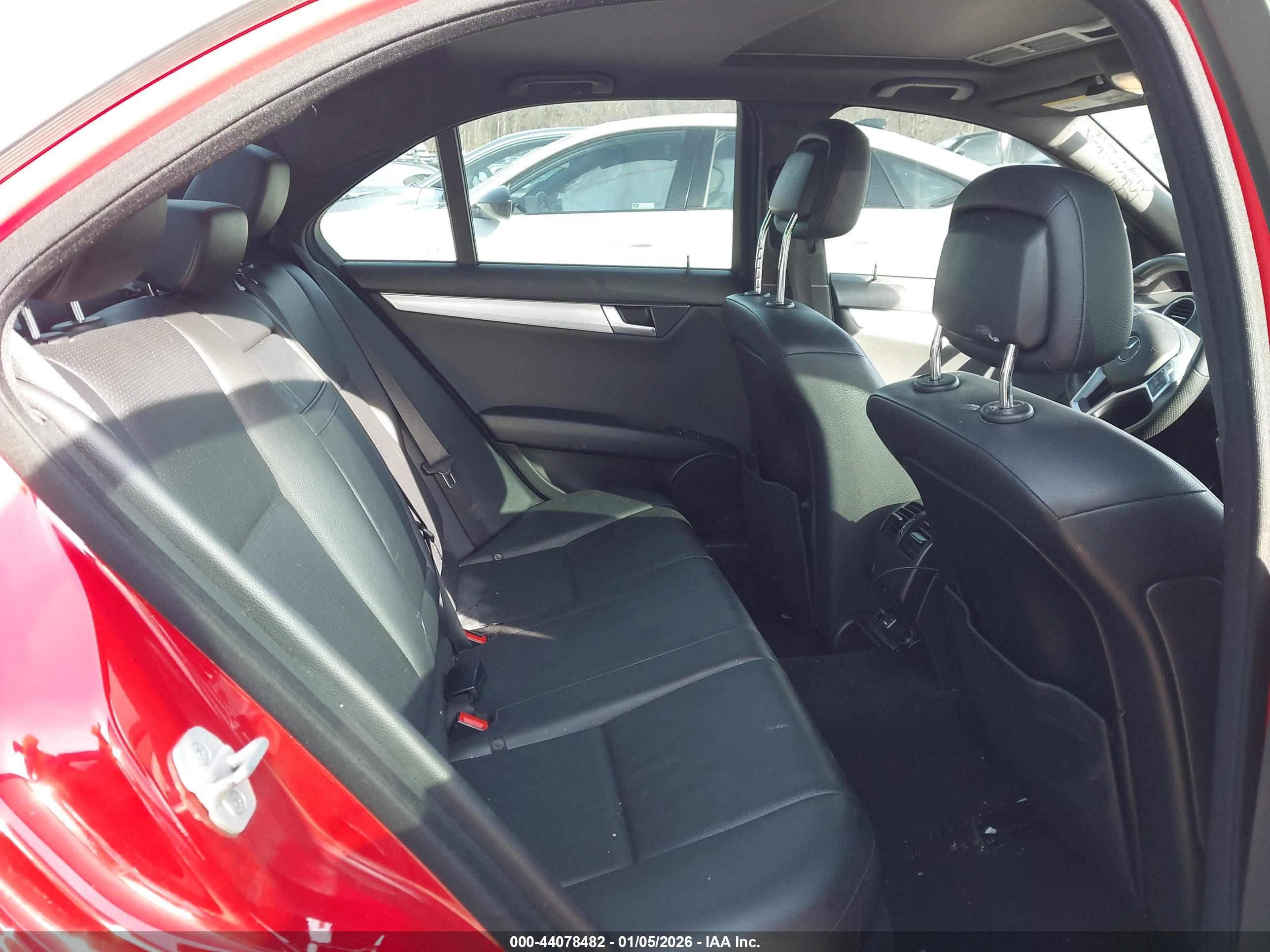 MERCEDES-BENZ C image 8