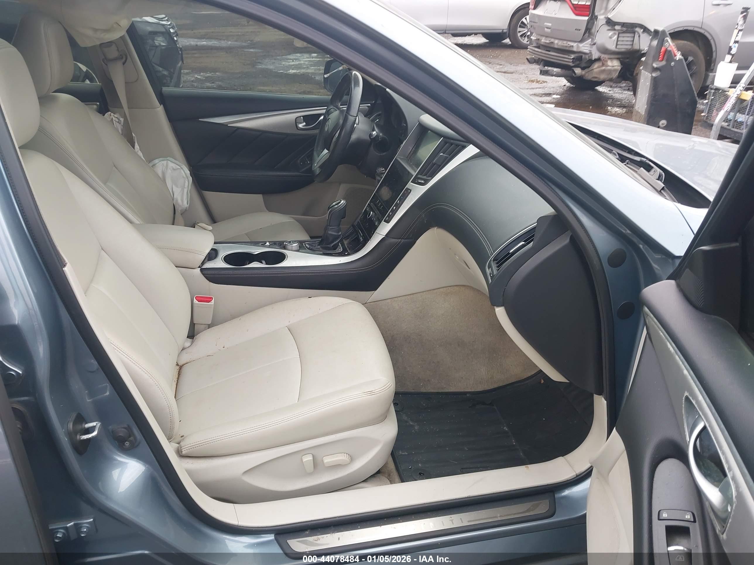 INFINITI Q50 image 5