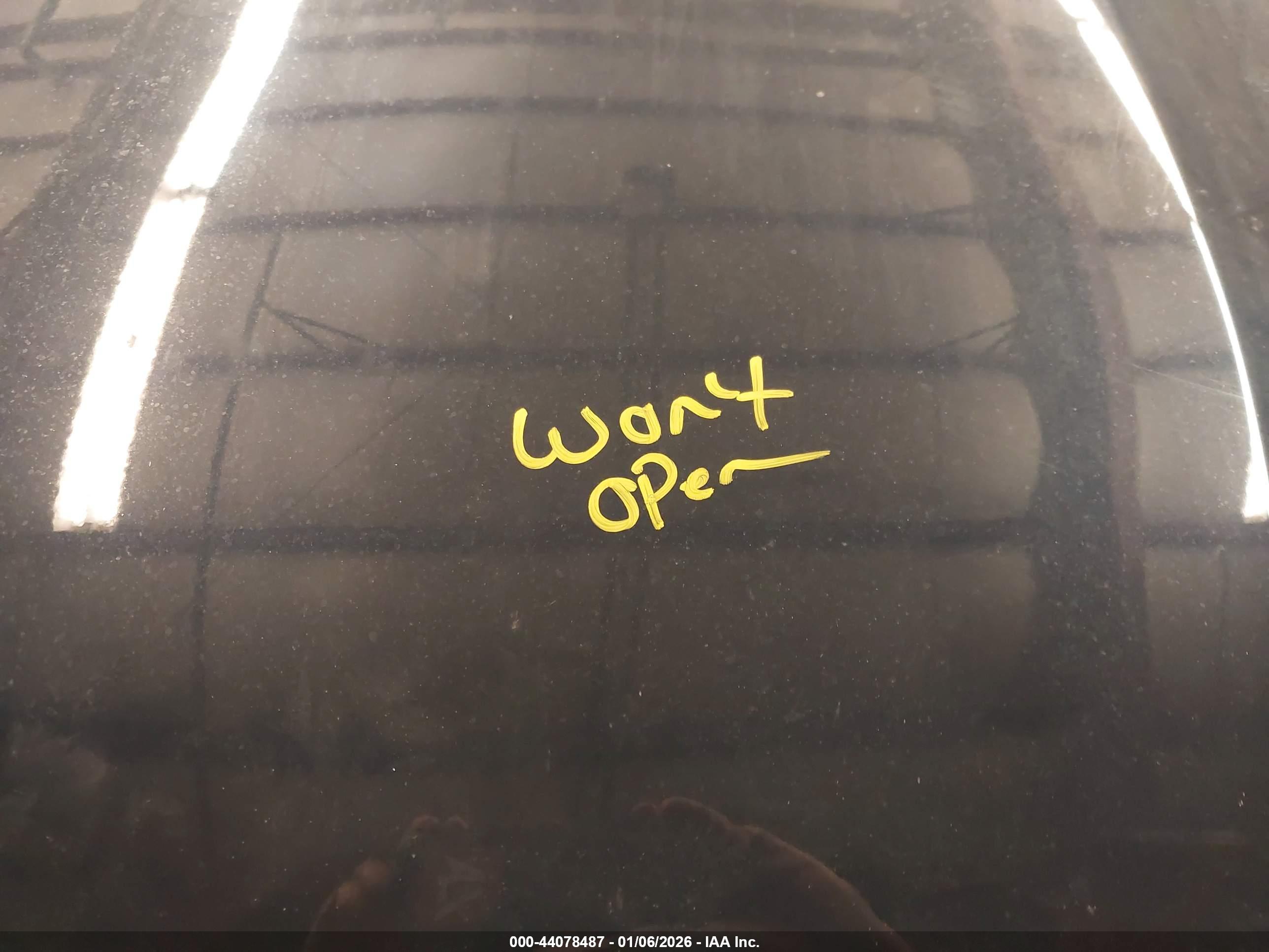 SUBARU OUTBACK image 10