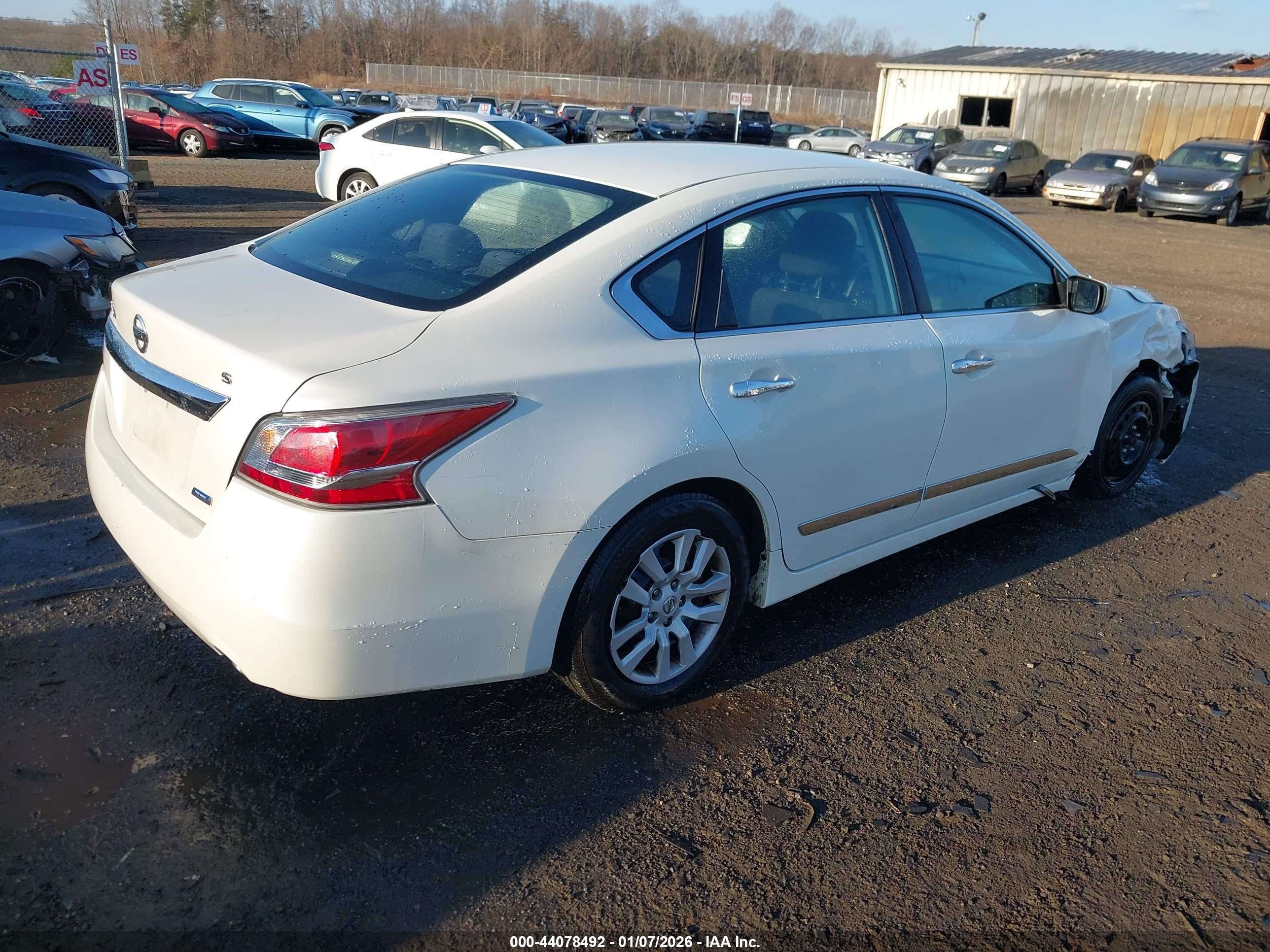 NISSAN ALTIMA image 4