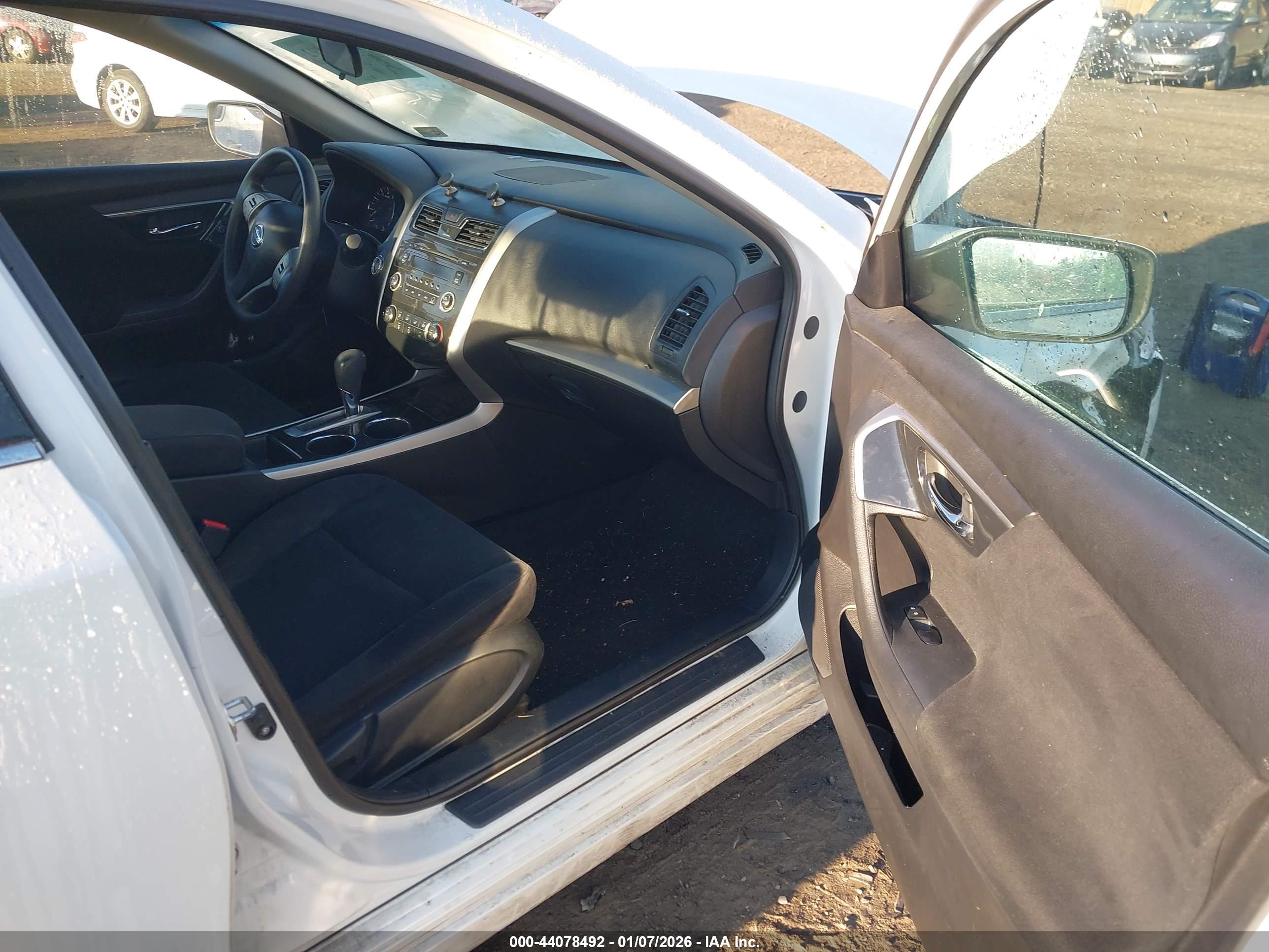 NISSAN ALTIMA image 5