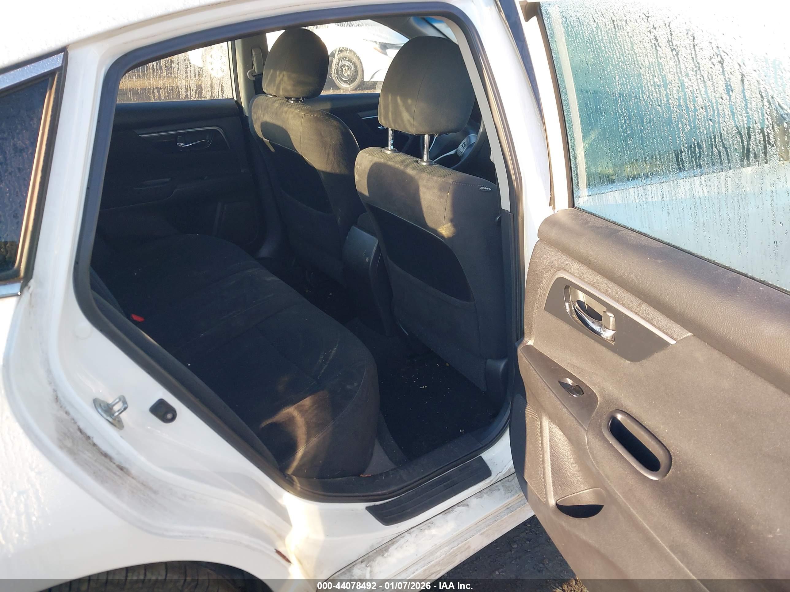NISSAN ALTIMA image 8