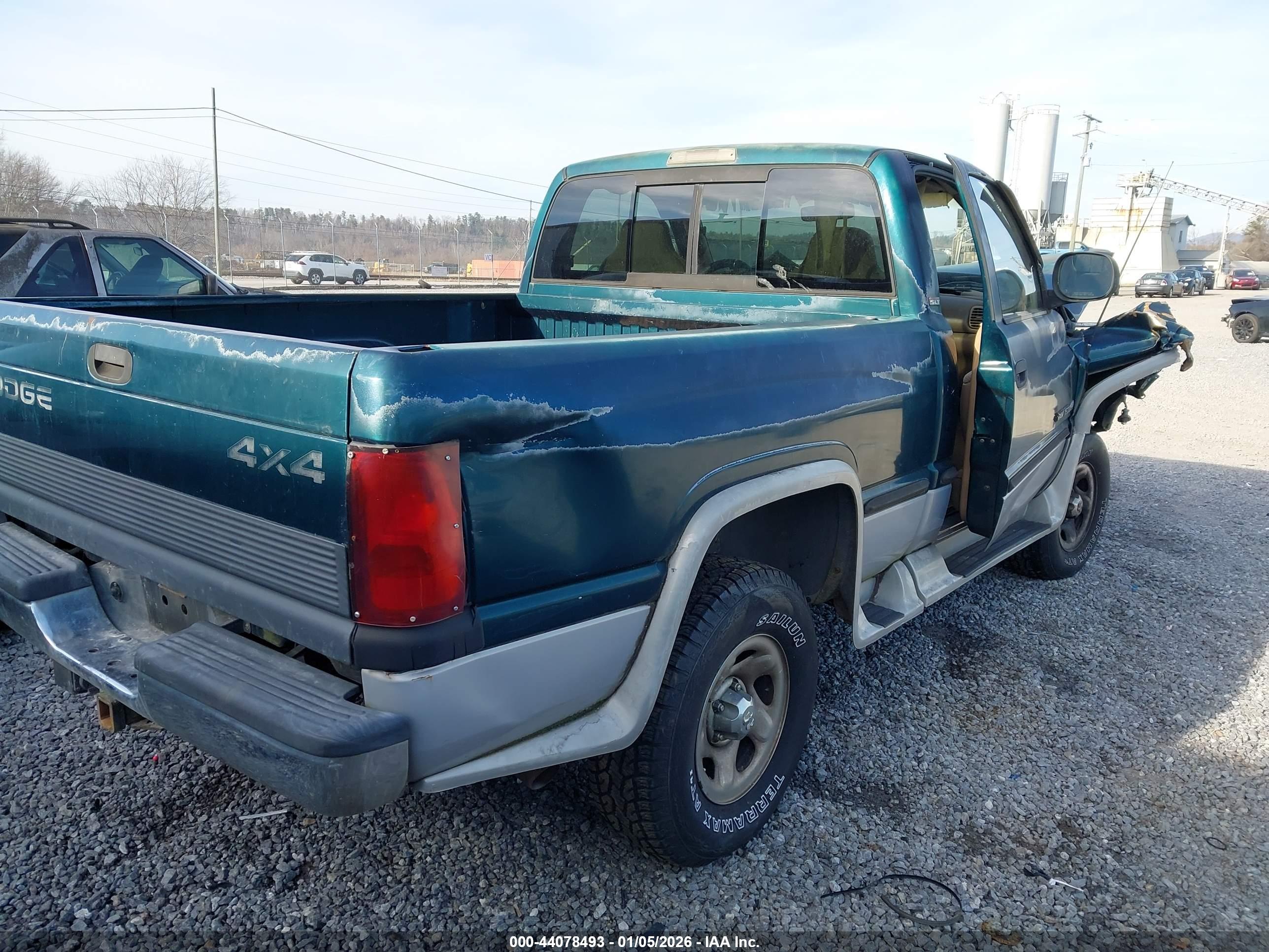 DODGE RAM image 4