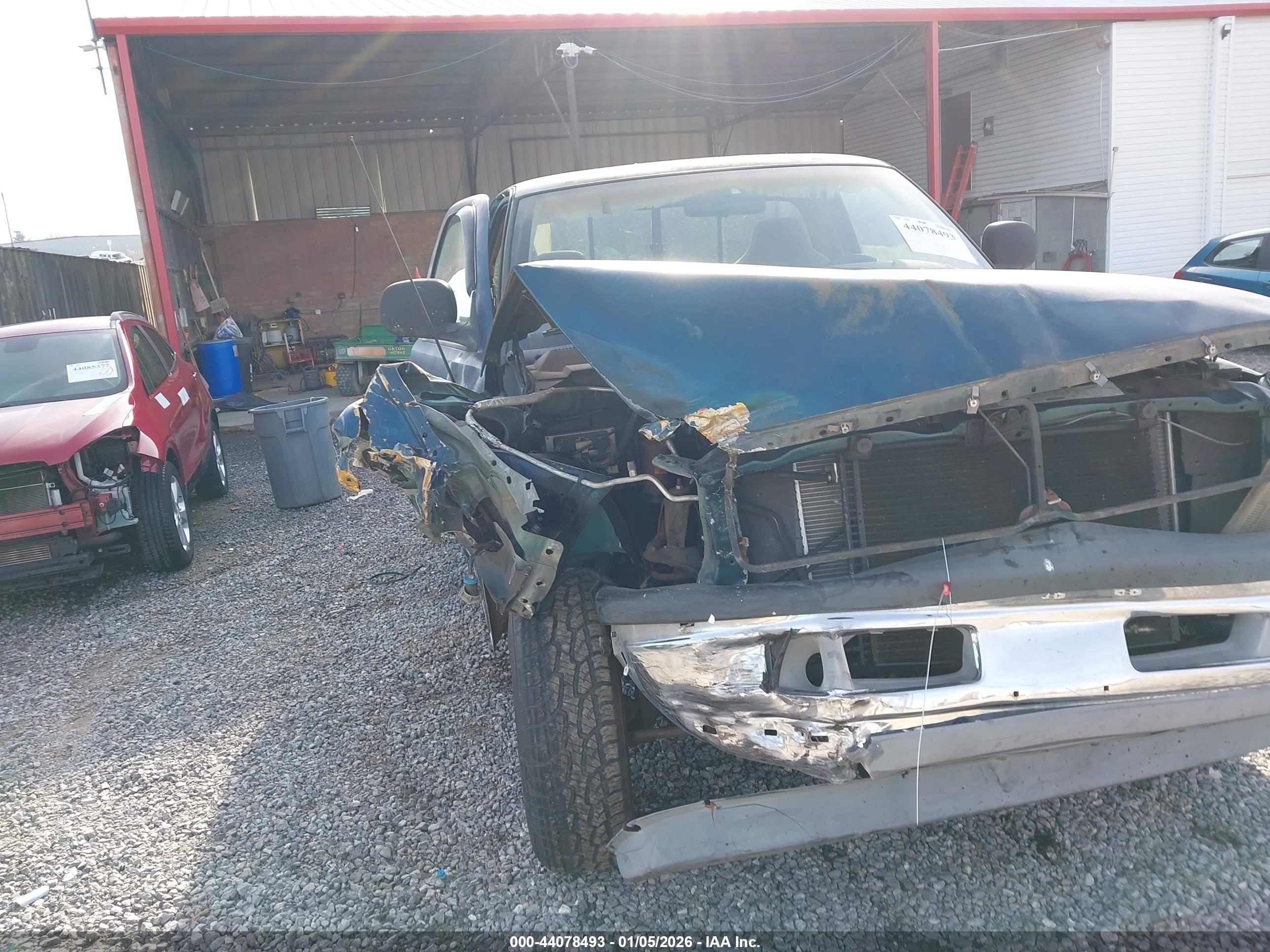 DODGE RAM image 6