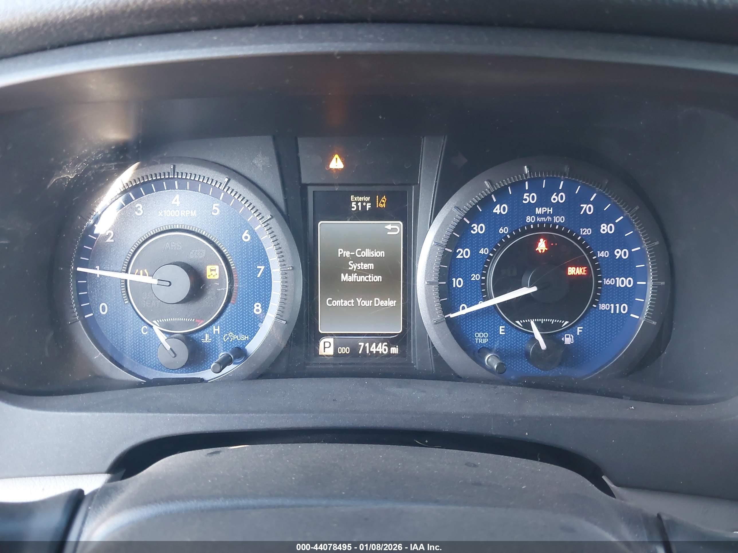 TOYOTA SIENNA image 7