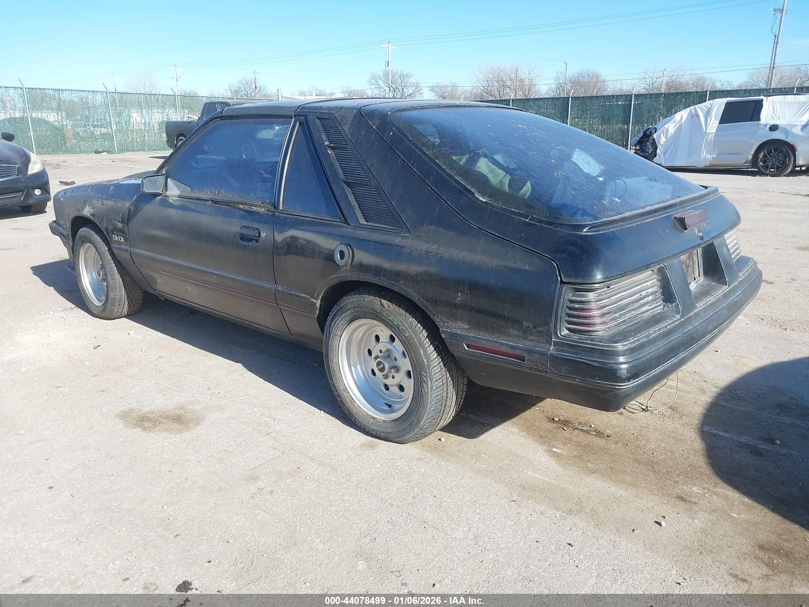 MERCURY CAPRI image 3