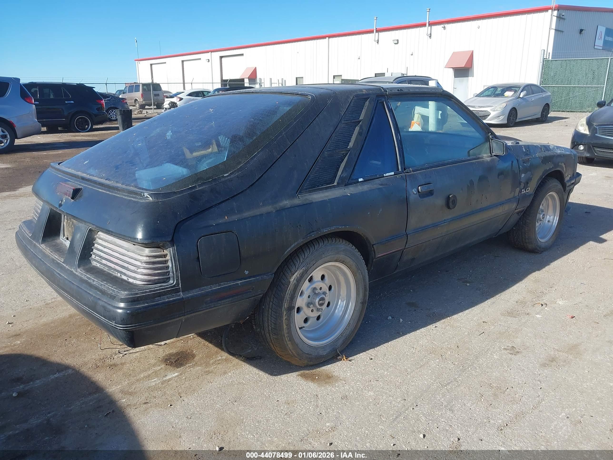 MERCURY CAPRI image 4