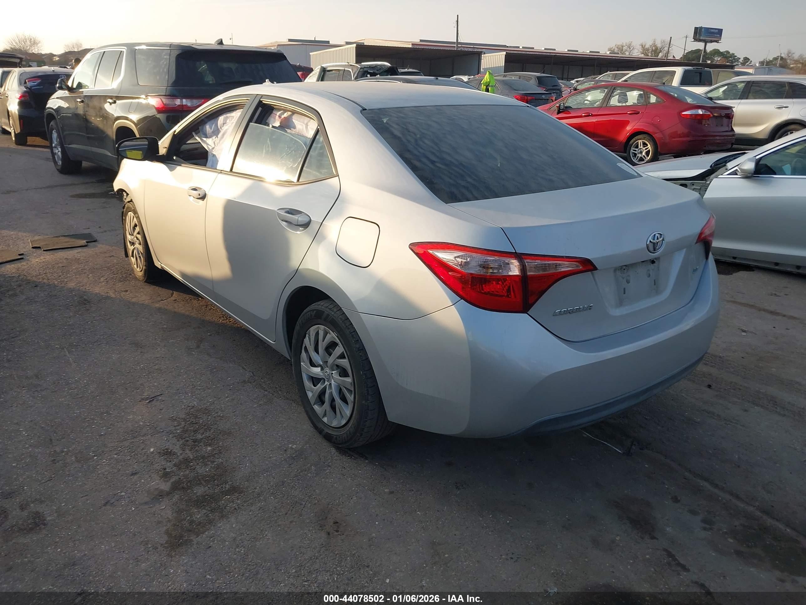 TOYOTA COROLLA image 3